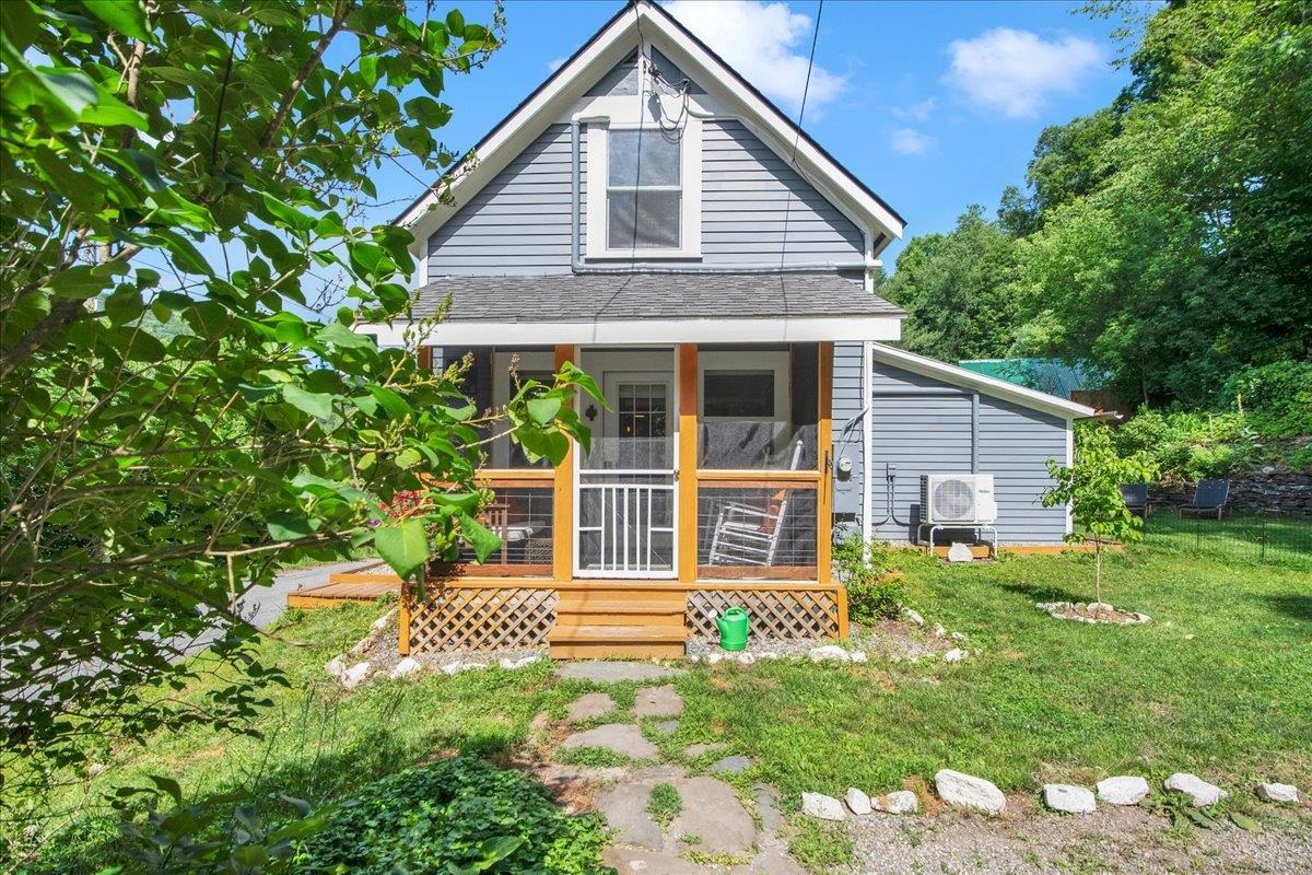 46 St Hyacinth Street Property Photo 1