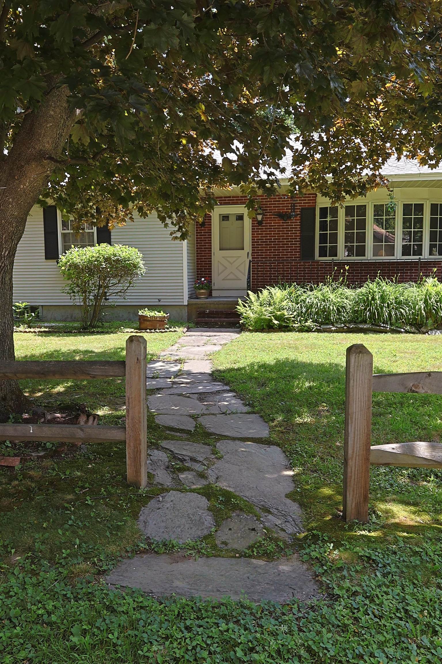 94 James Street Property Photo 5