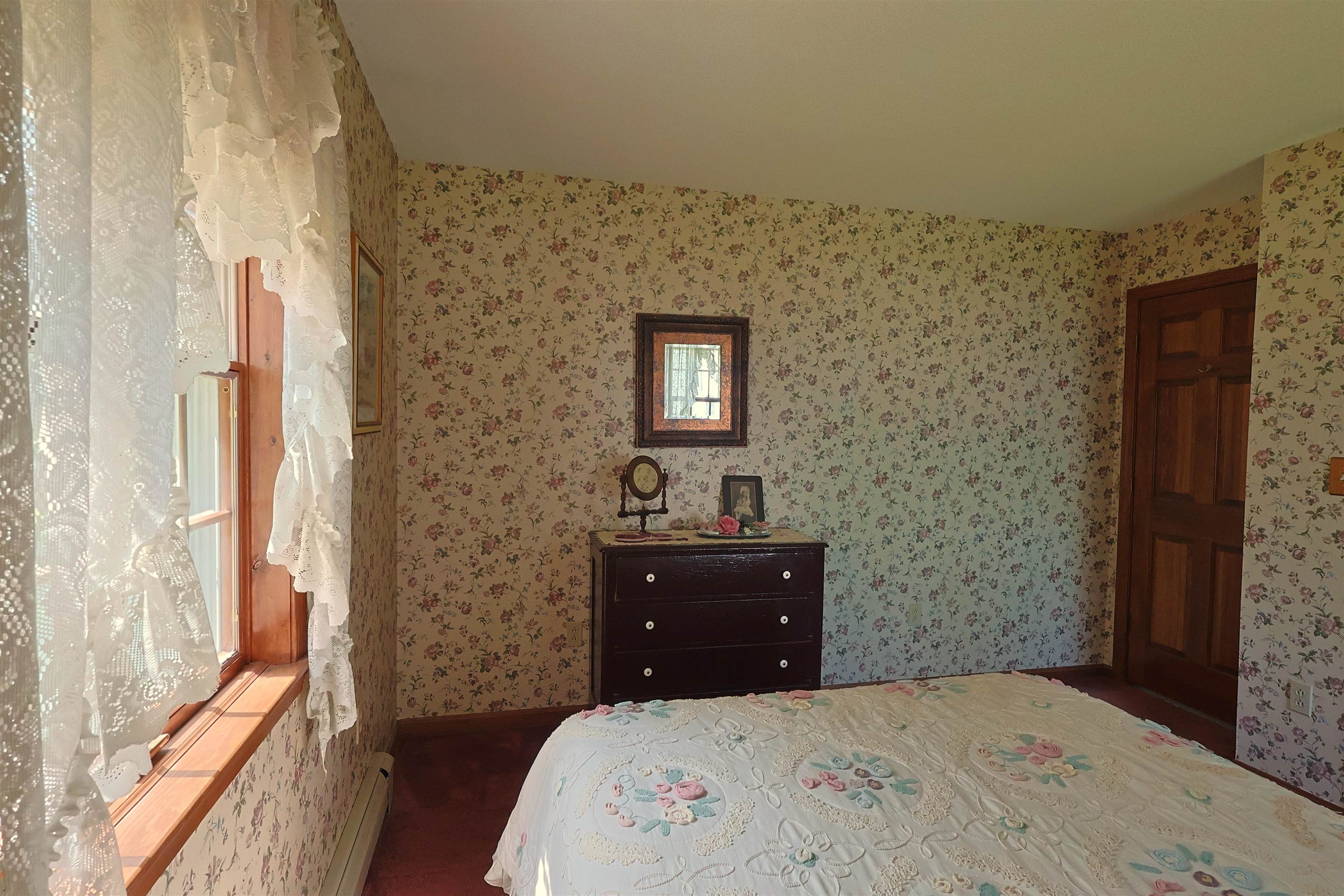 94 James Street Property Photo 38