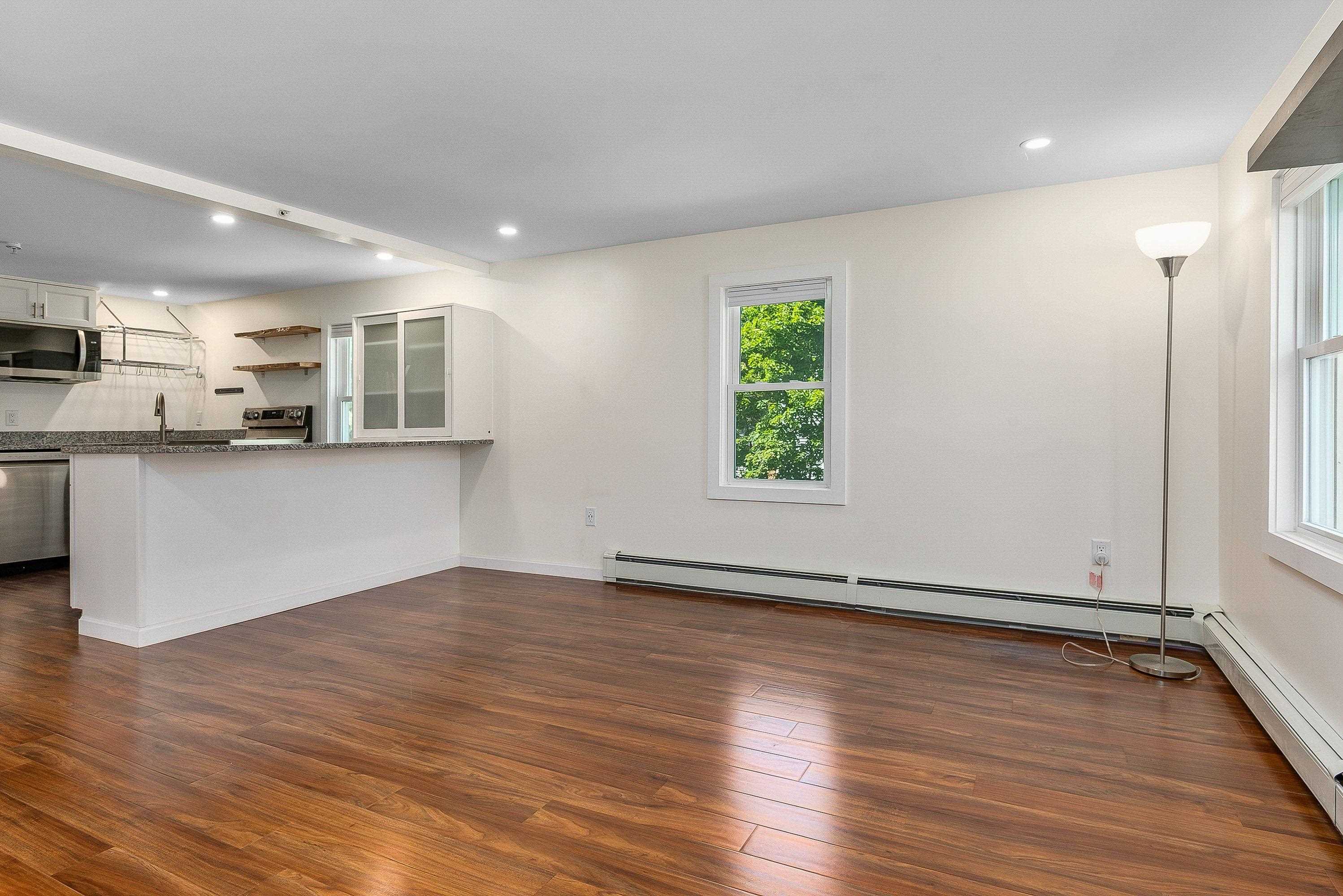 45 New York Street Property Photo 13
