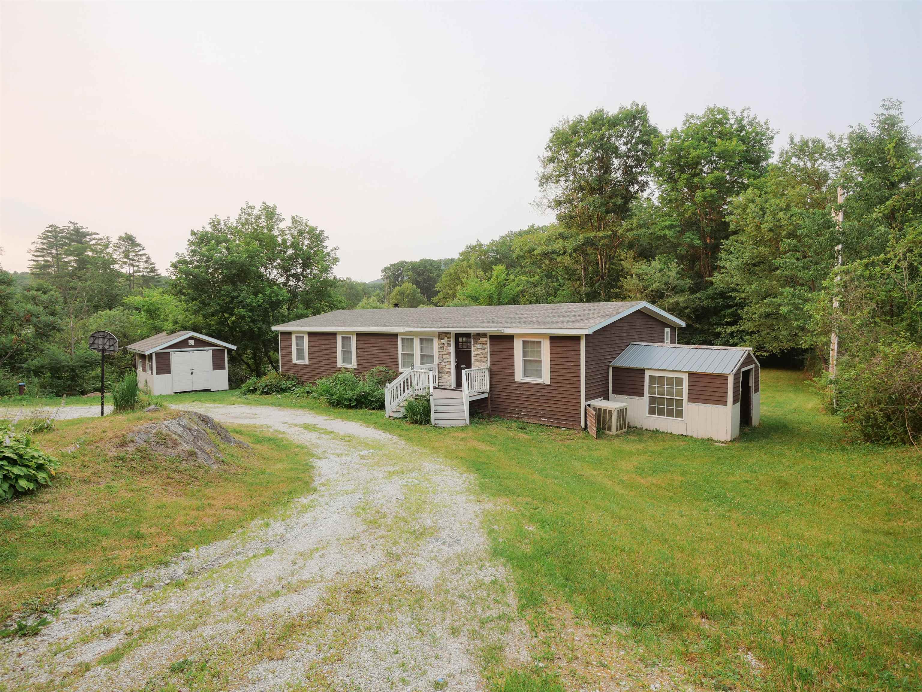 5190 Whipple Hollow Road Property Photo 2