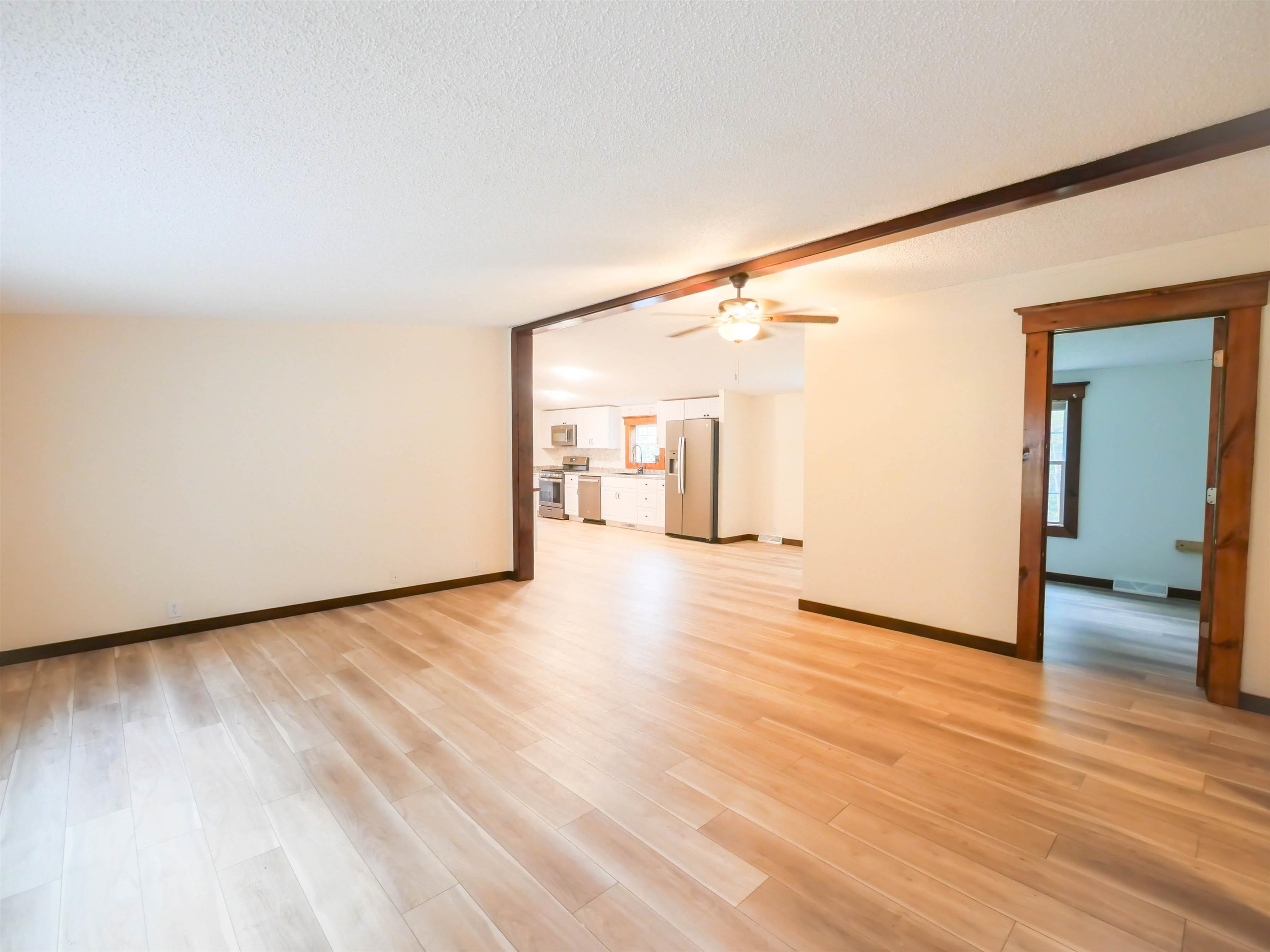 5190 Whipple Hollow Road Property Photo 3