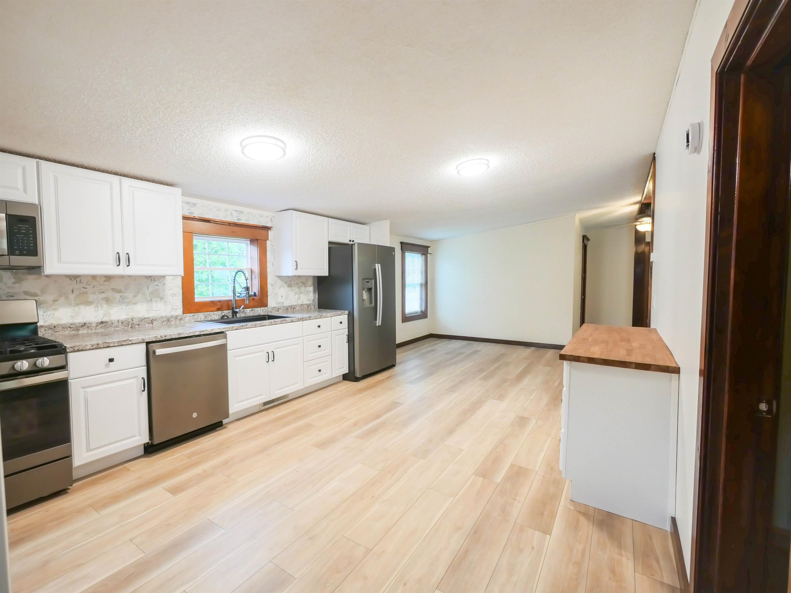 5190 Whipple Hollow Road Property Photo 9