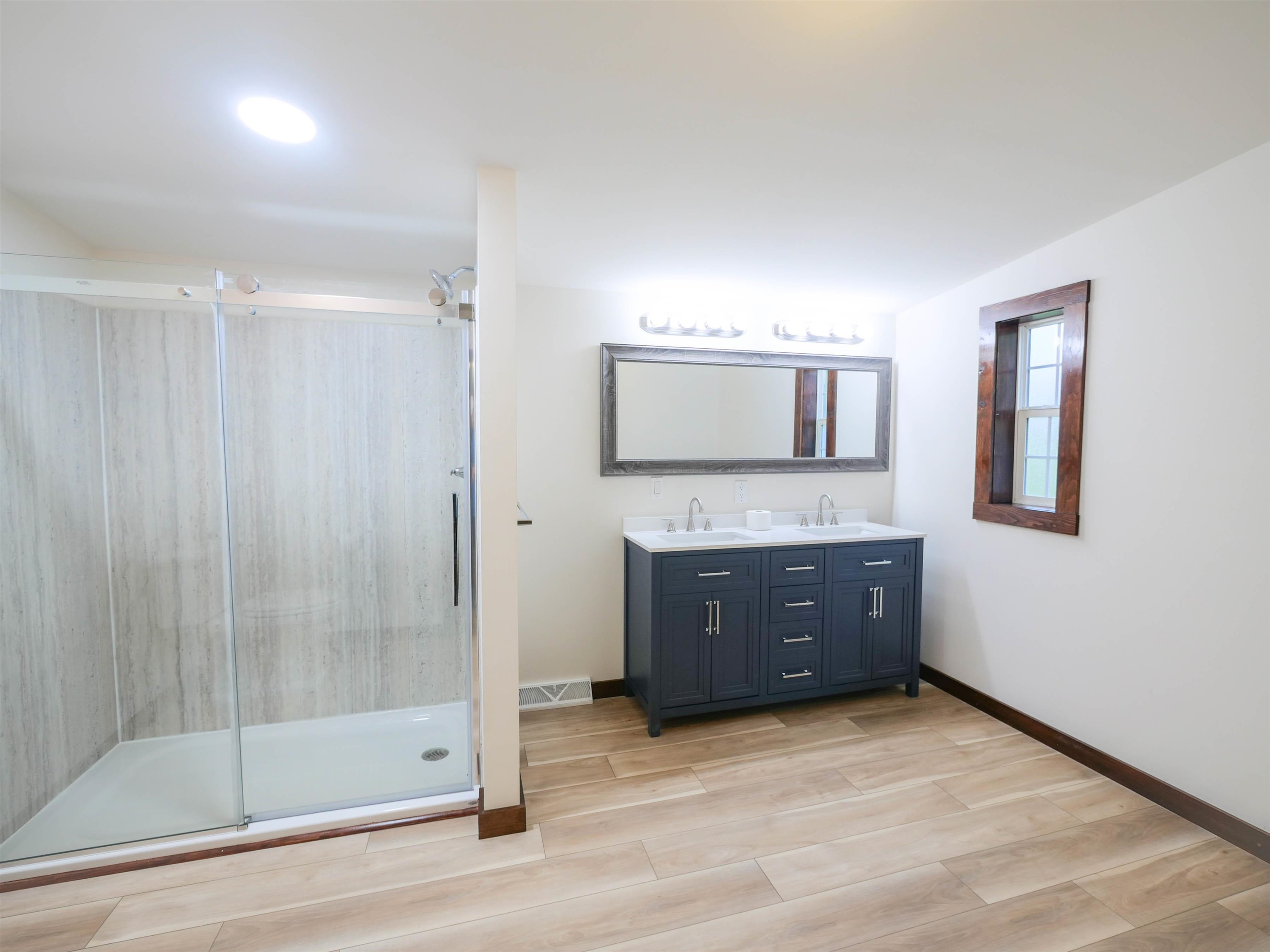 5190 Whipple Hollow Road Property Photo 16