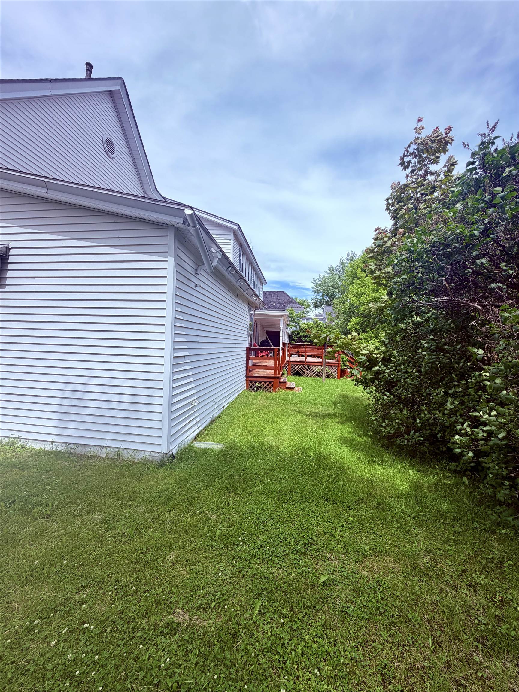 66 Elm Street Property Photo 4