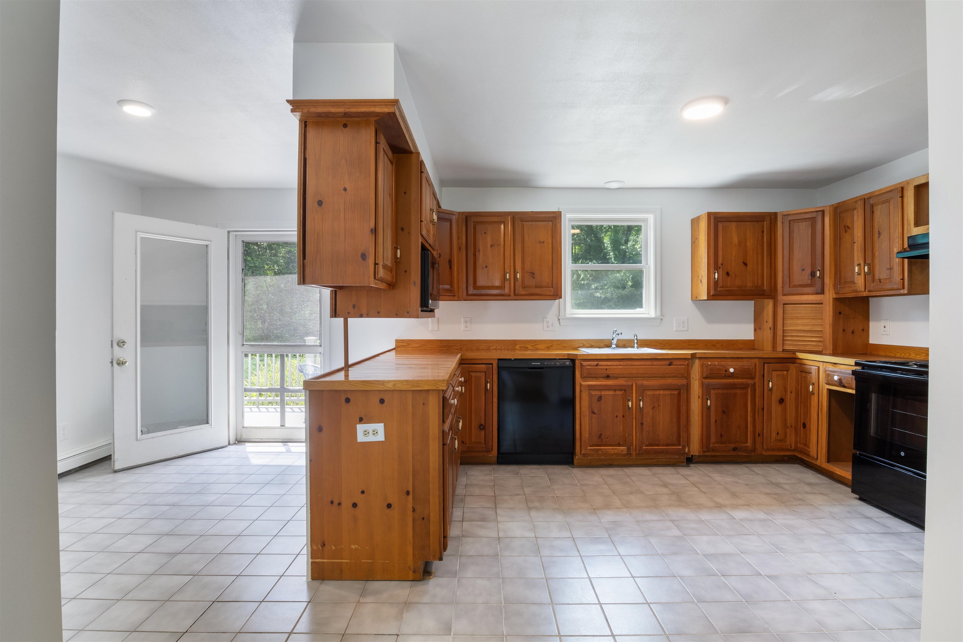 5 Huntington Place Property Photo 12