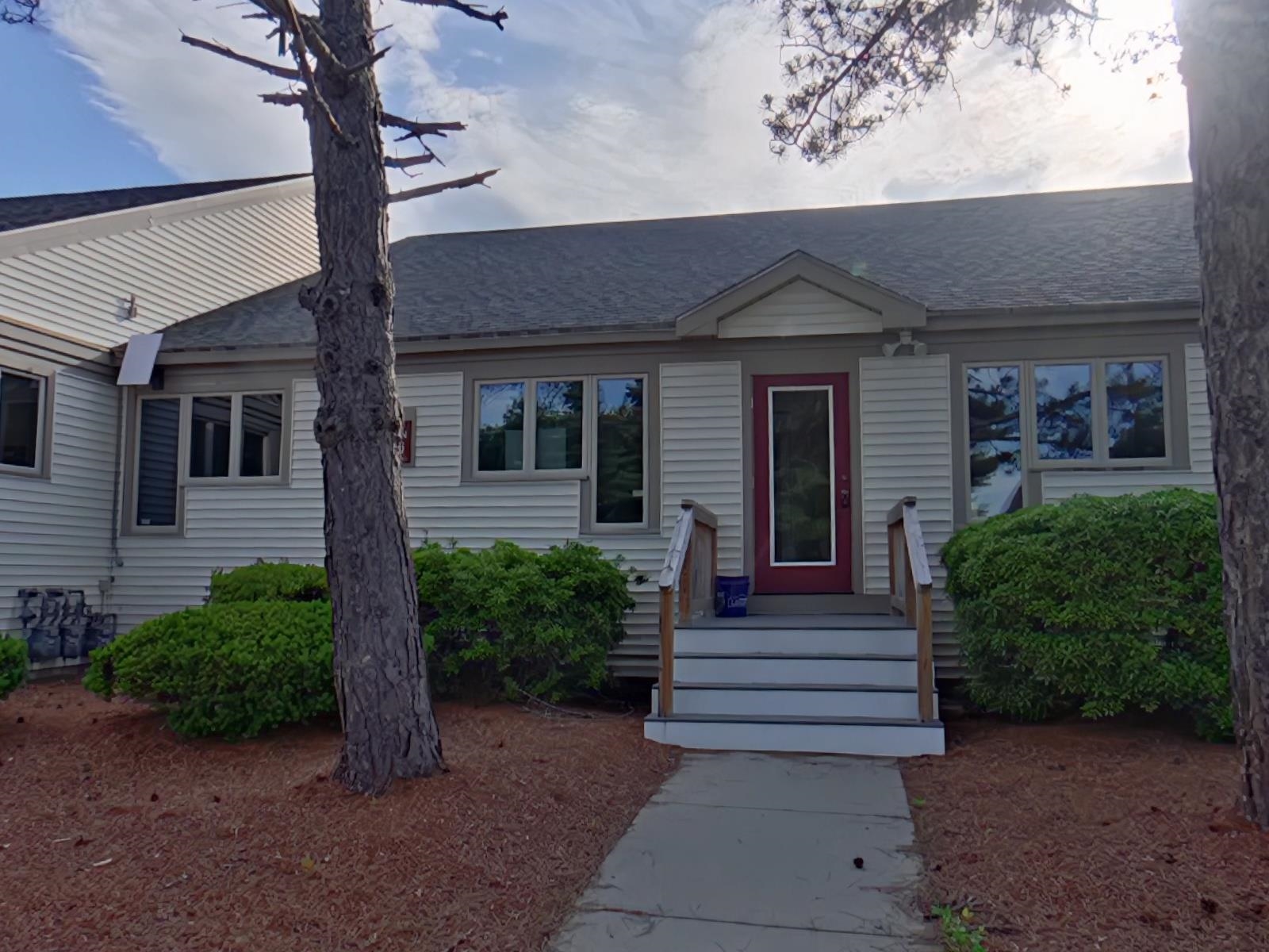 5 L Northern Boulevard Property Photo 1