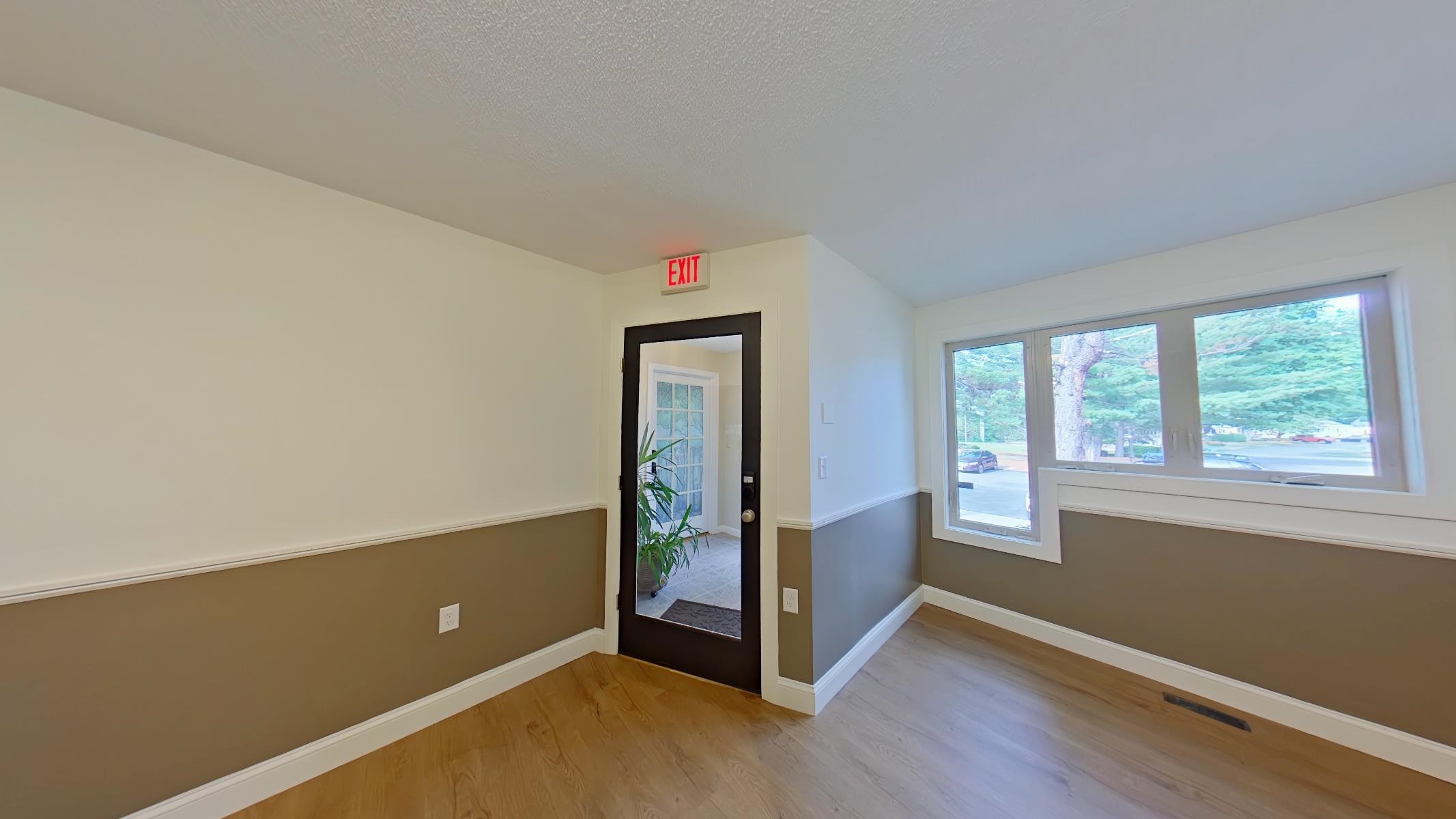 5 L Northern Boulevard Property Photo 6