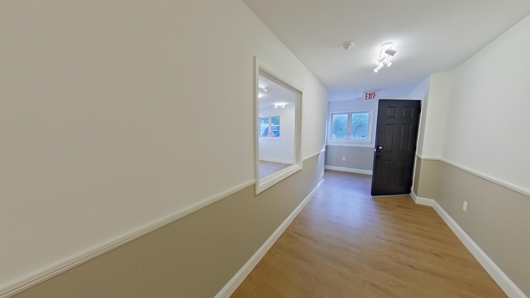 5 L Northern Boulevard Property Photo 7