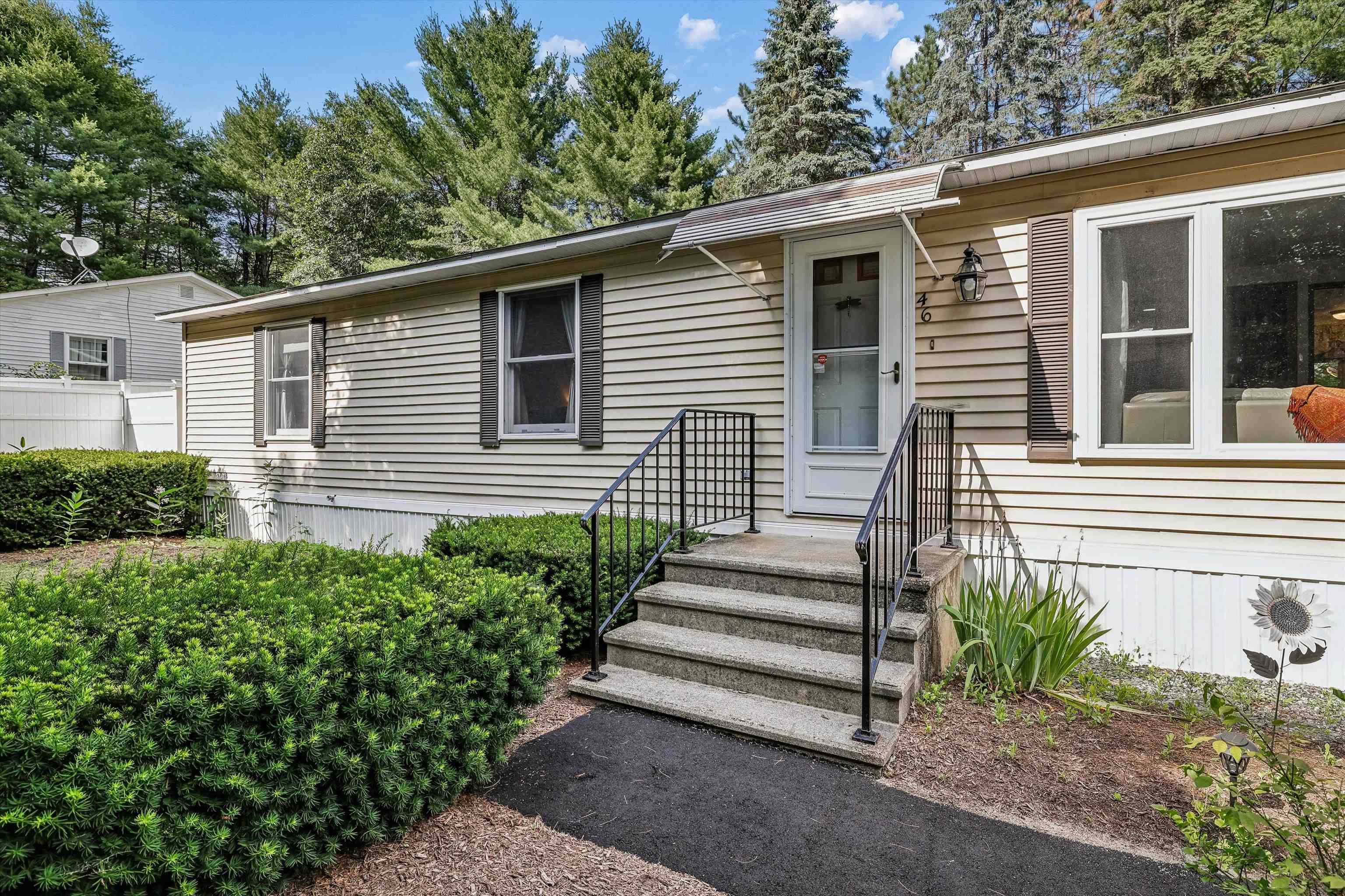 46 Edgewood Drive Property Photo 2
