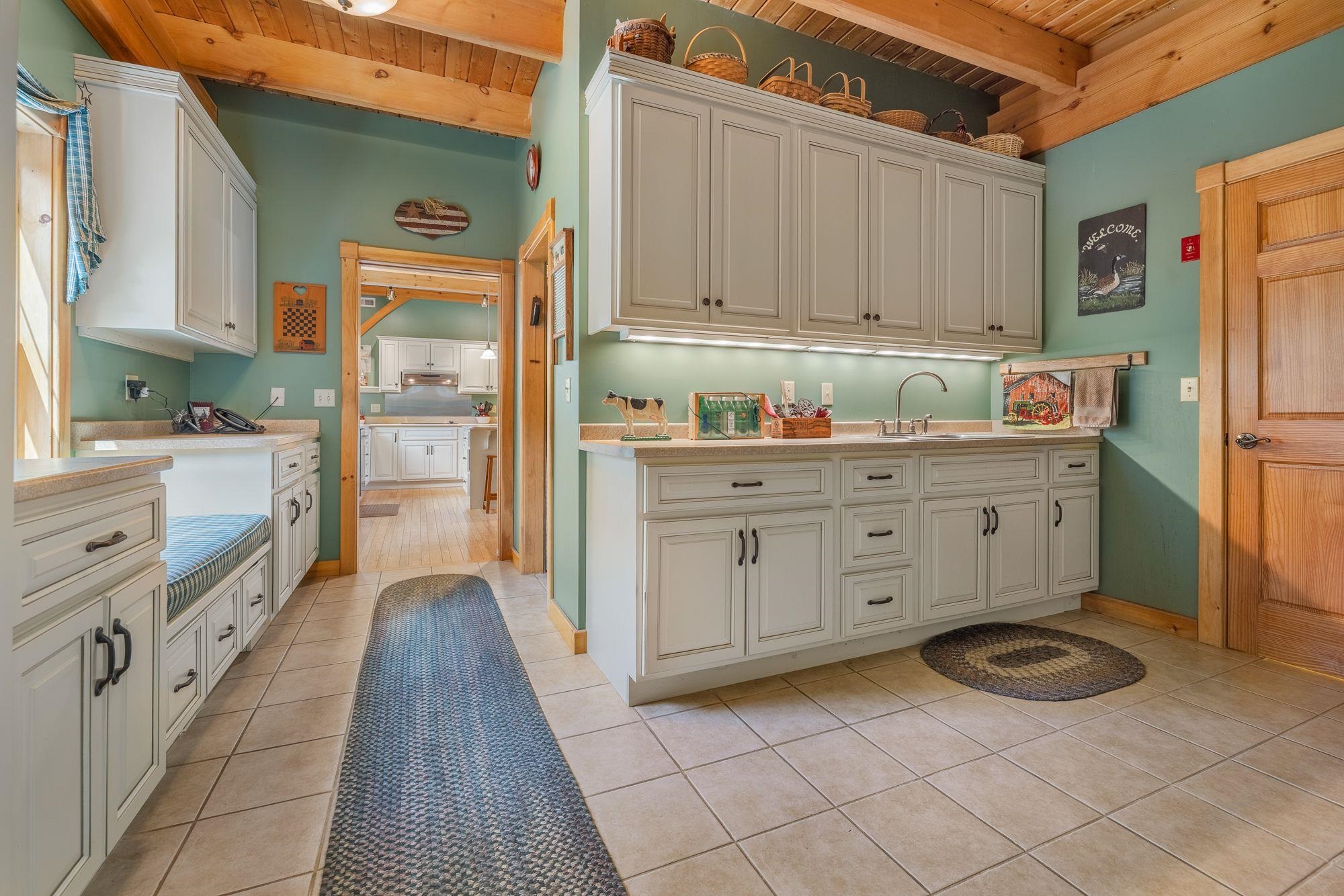 817 Topsham Road Property Photo 17