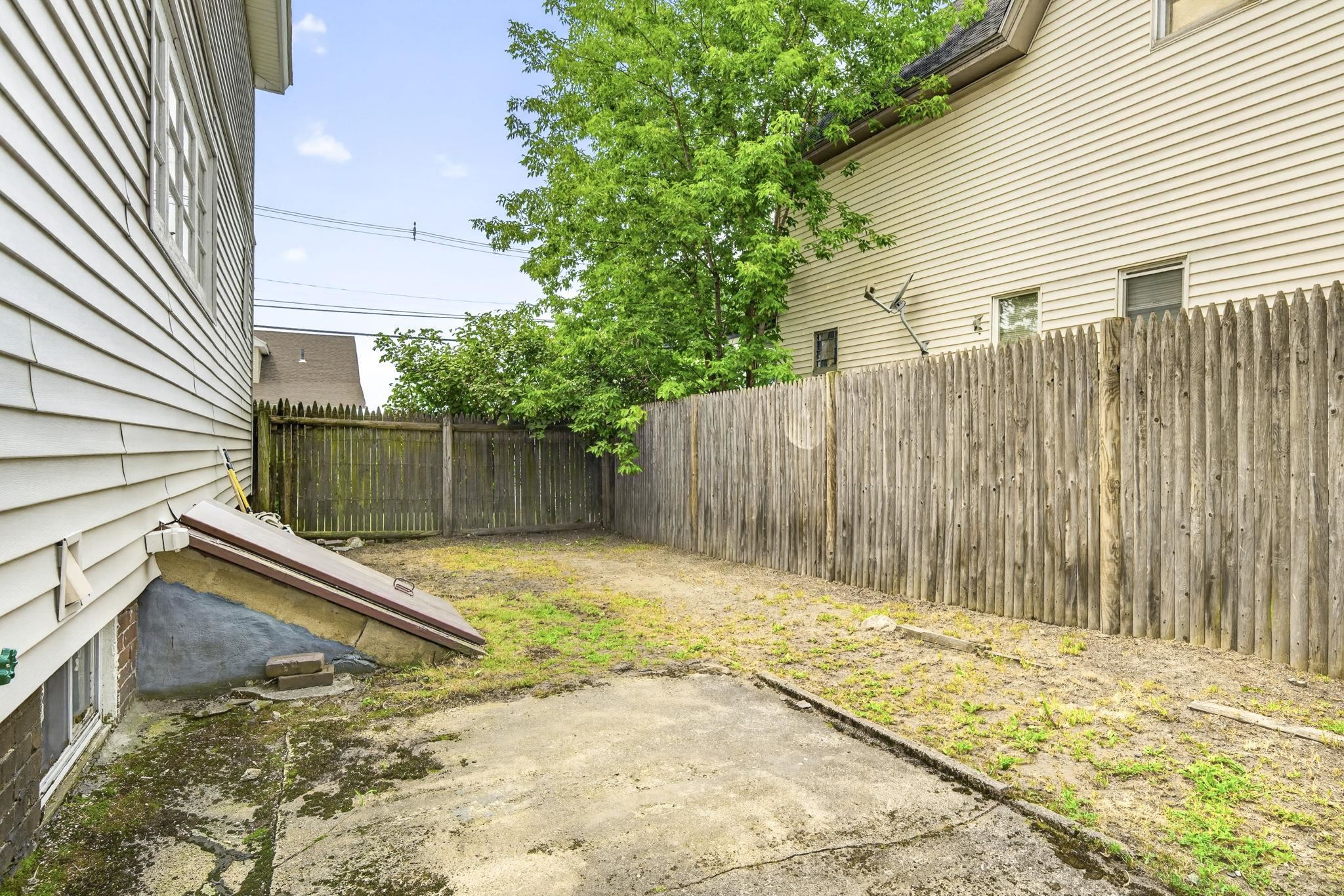 383 Wilson Street Property Photo 36