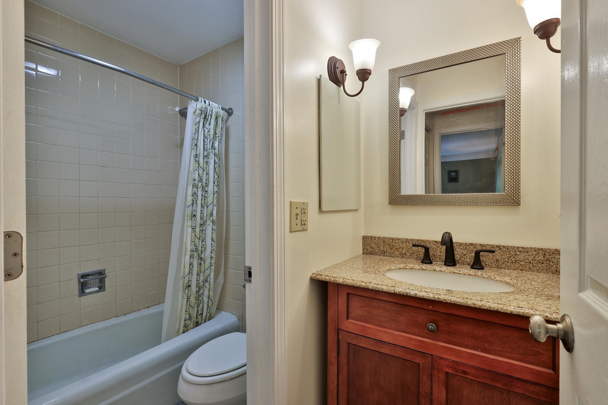 118 Gateway Court Property Photo 19