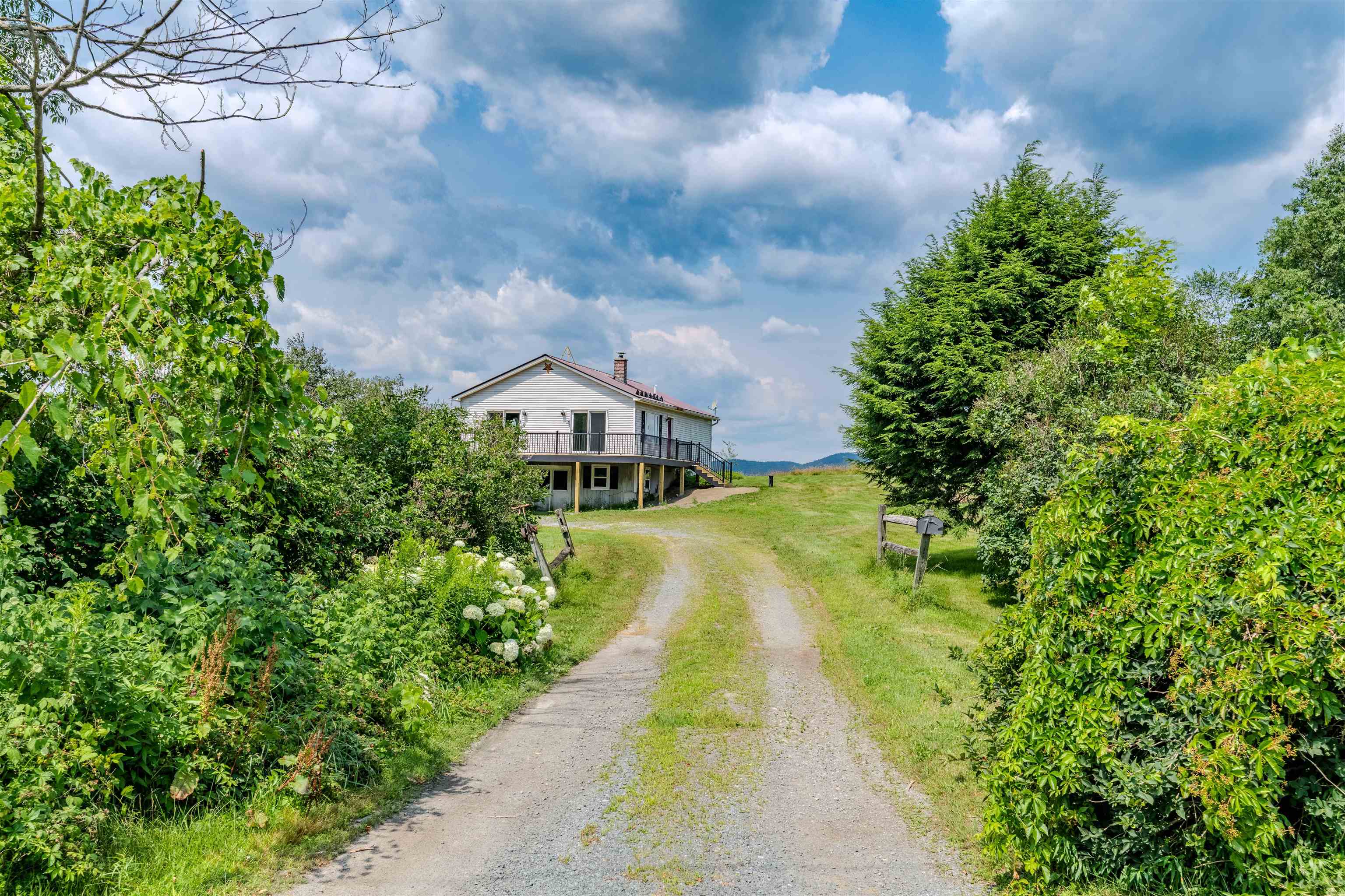 1875 Coppermine Road Property Photo 3