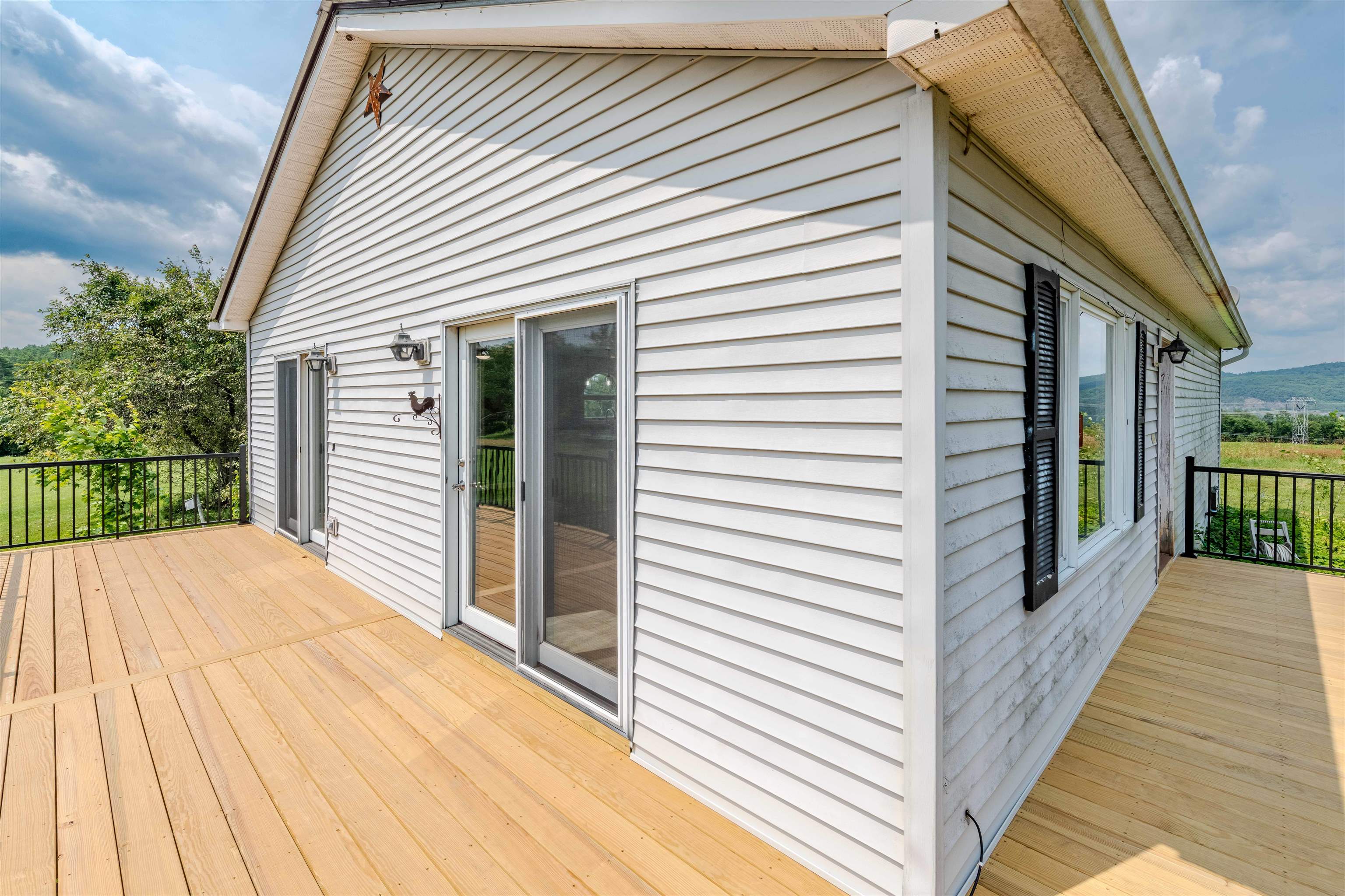 1875 Coppermine Road Property Photo 8