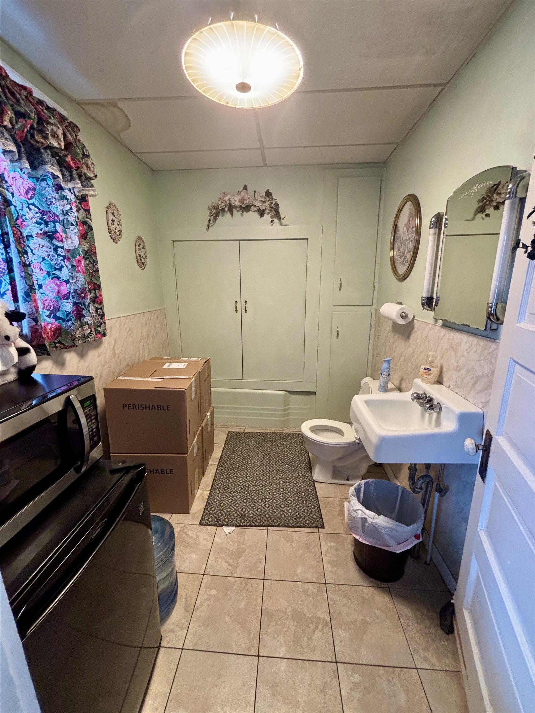 6 Fairfield Hill Road Property Photo 12