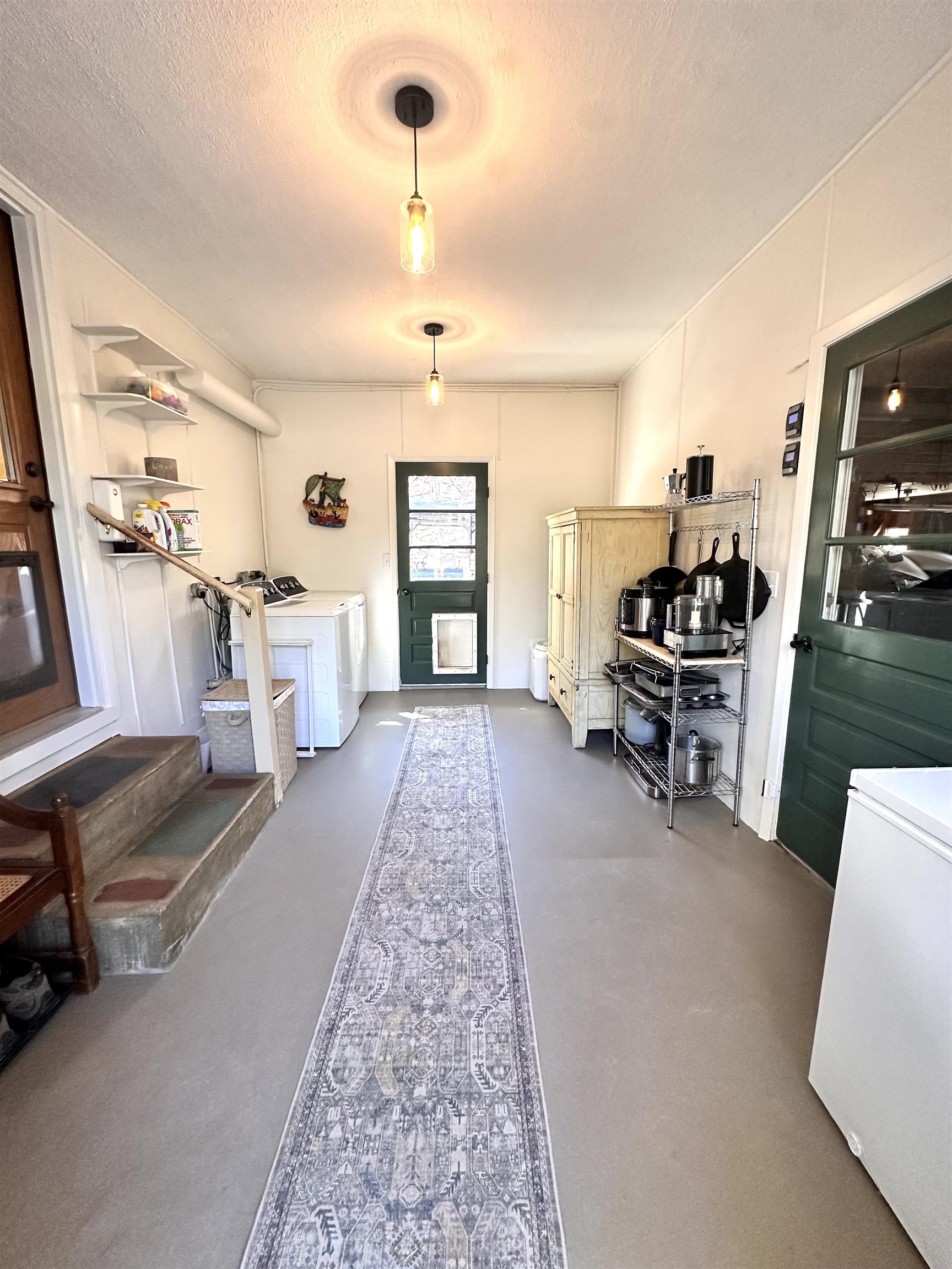 1537 Lake Dunmore Road Property Photo 19