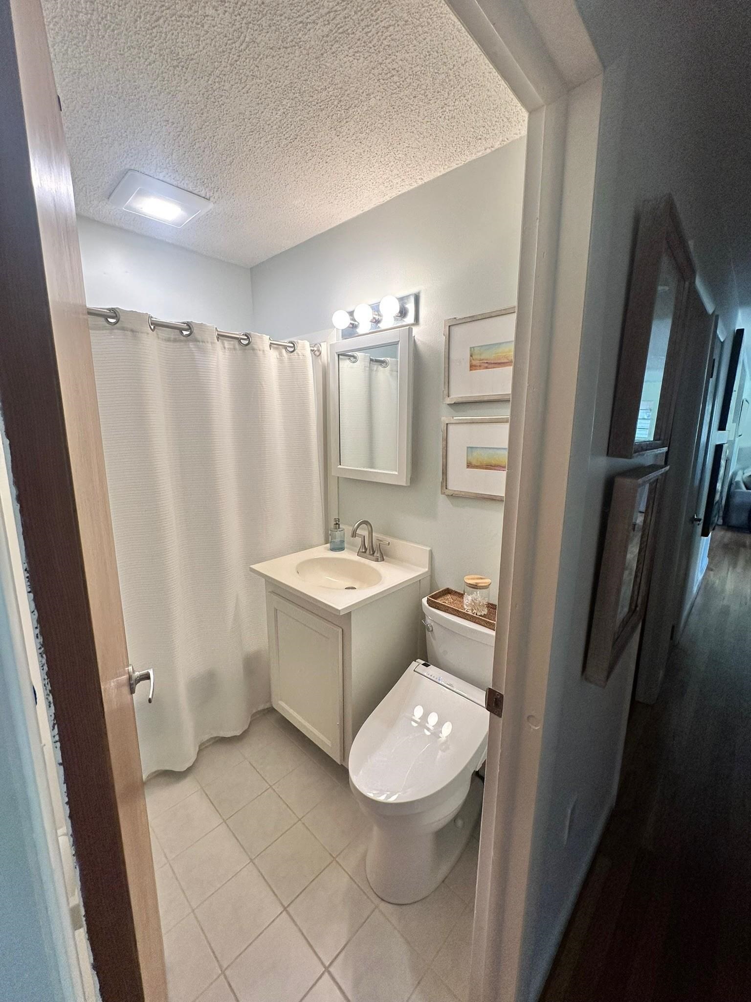 1537 Lake Dunmore Road Property Photo 20