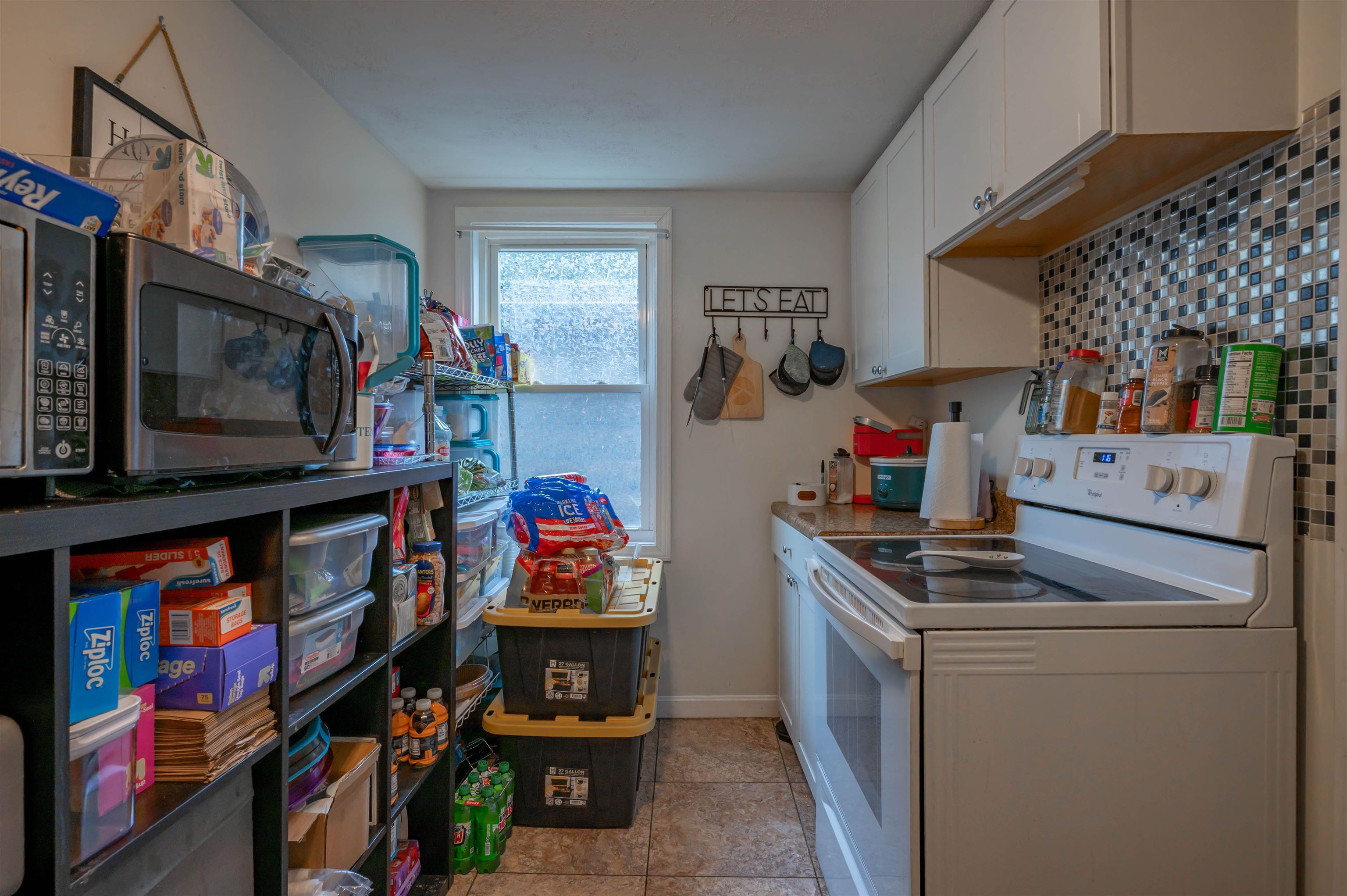 72 Palm Street Property Photo 5