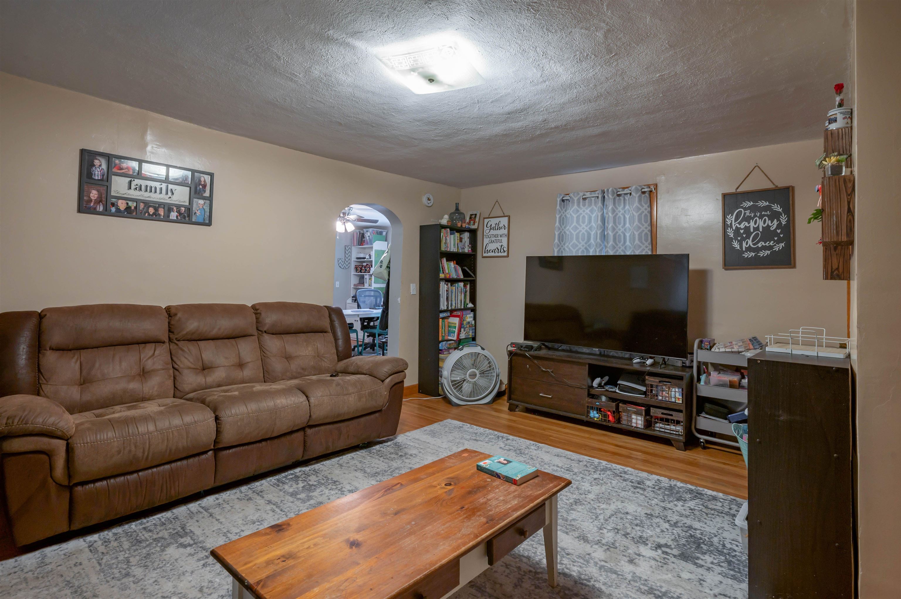 72 Palm Street Property Photo 8