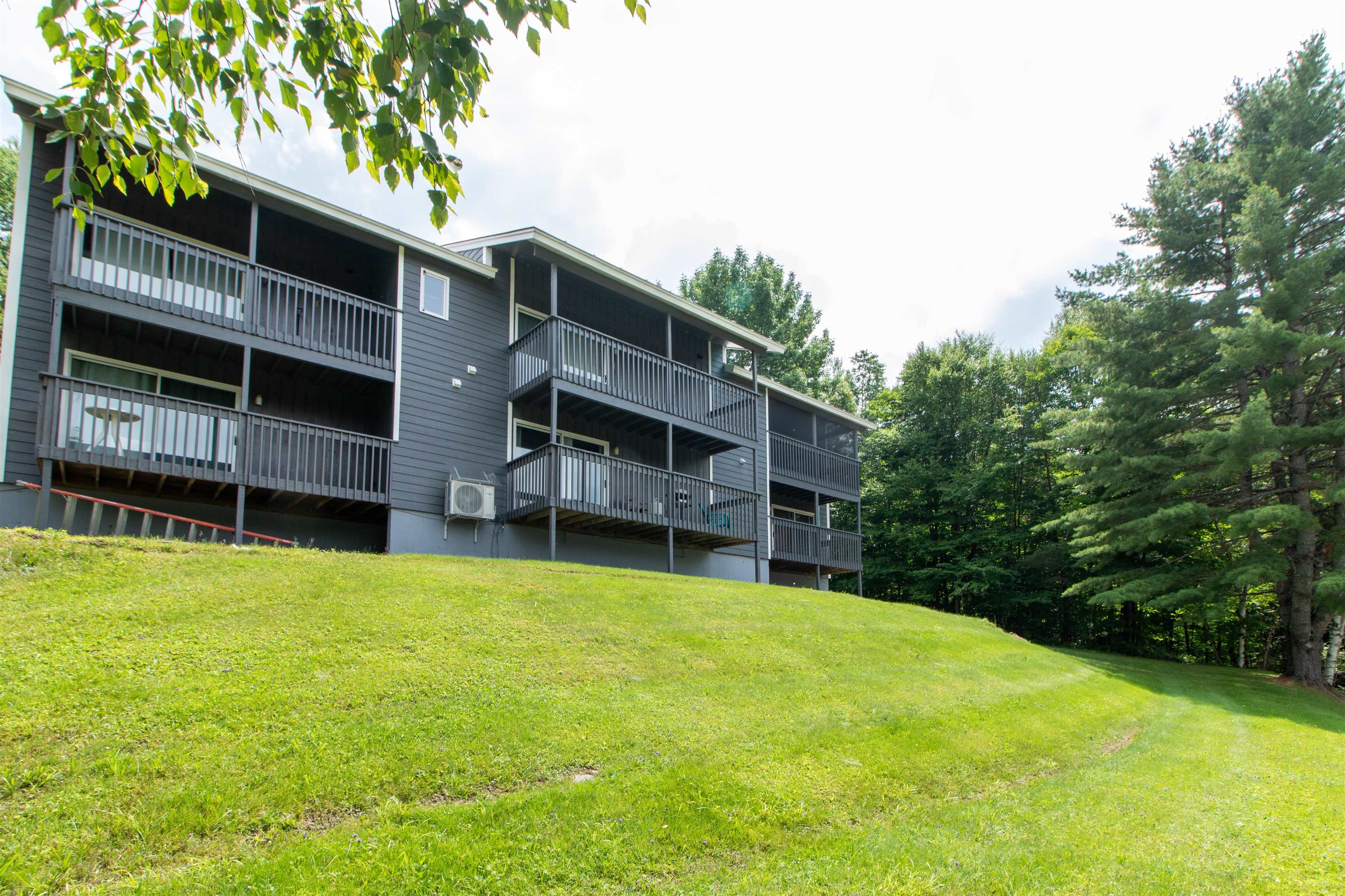 2202 Mountain Road Property Photo 1
