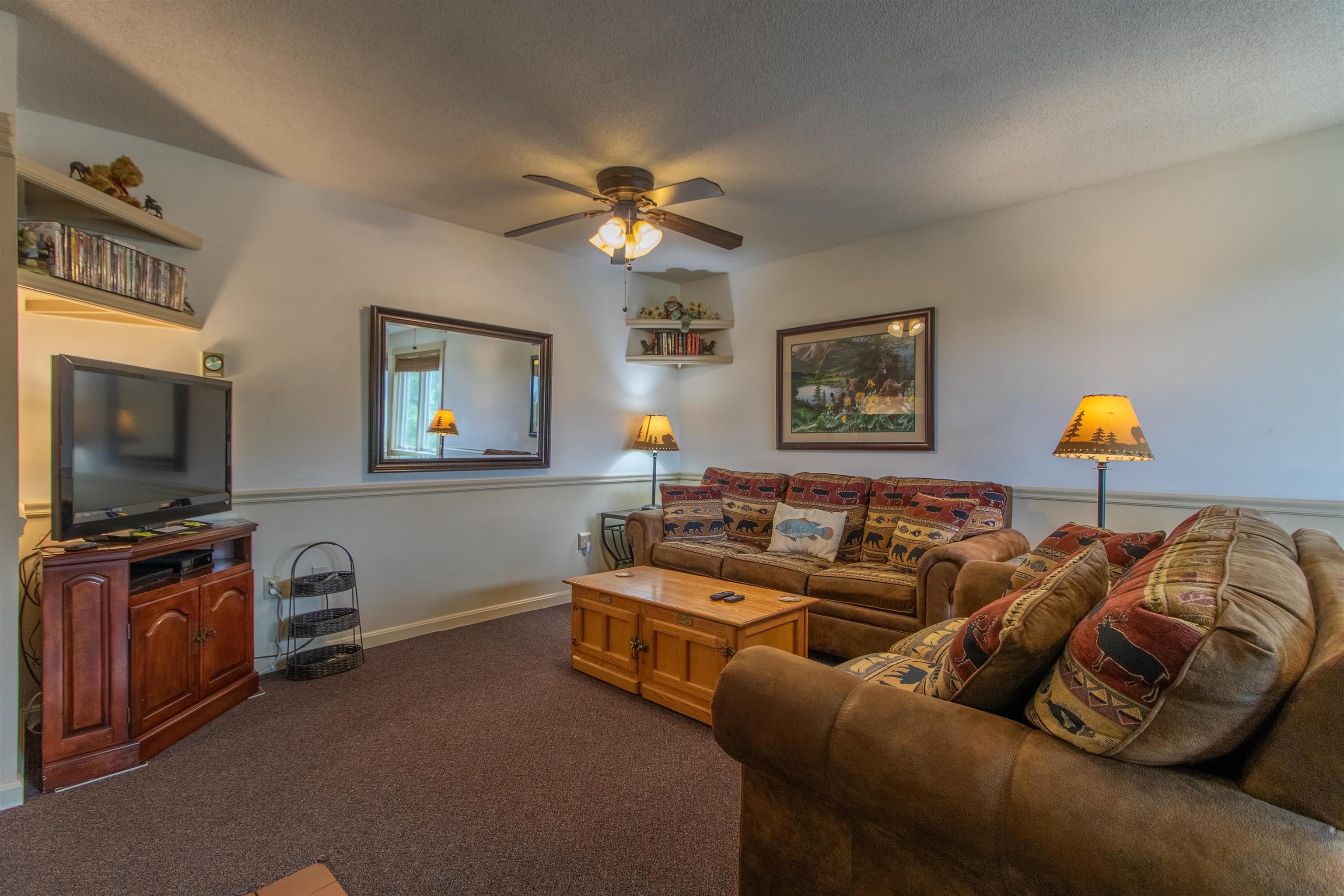 2202 Mountain Road Property Photo 9
