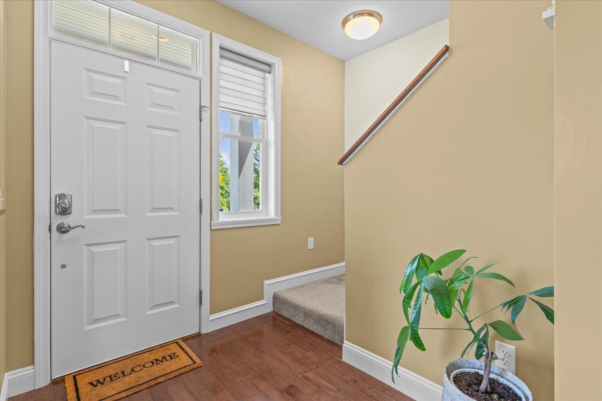 462 Zephyr Road Property Photo 4