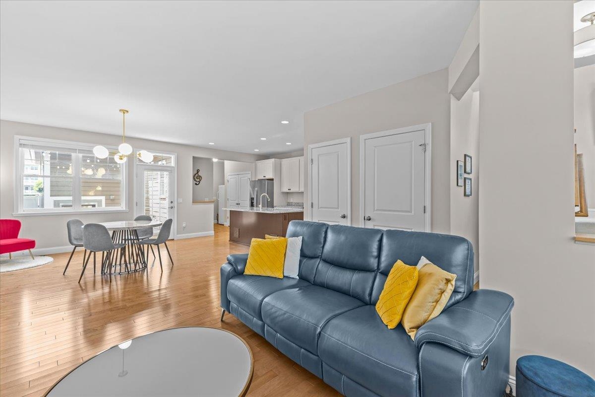 556 Zephyr Road Property Photo 10