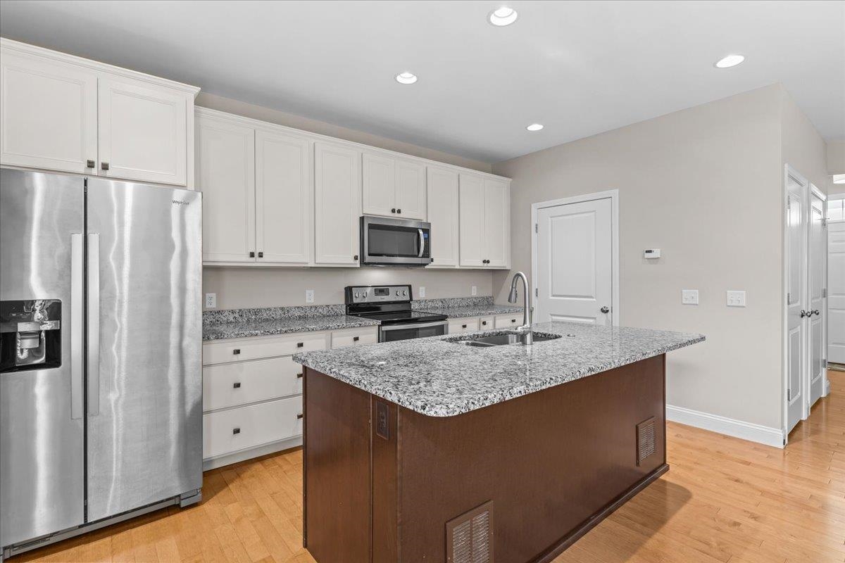 556 Zephyr Road Property Photo 17