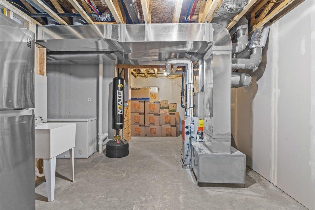 556 Zephyr Road Property Photo 37