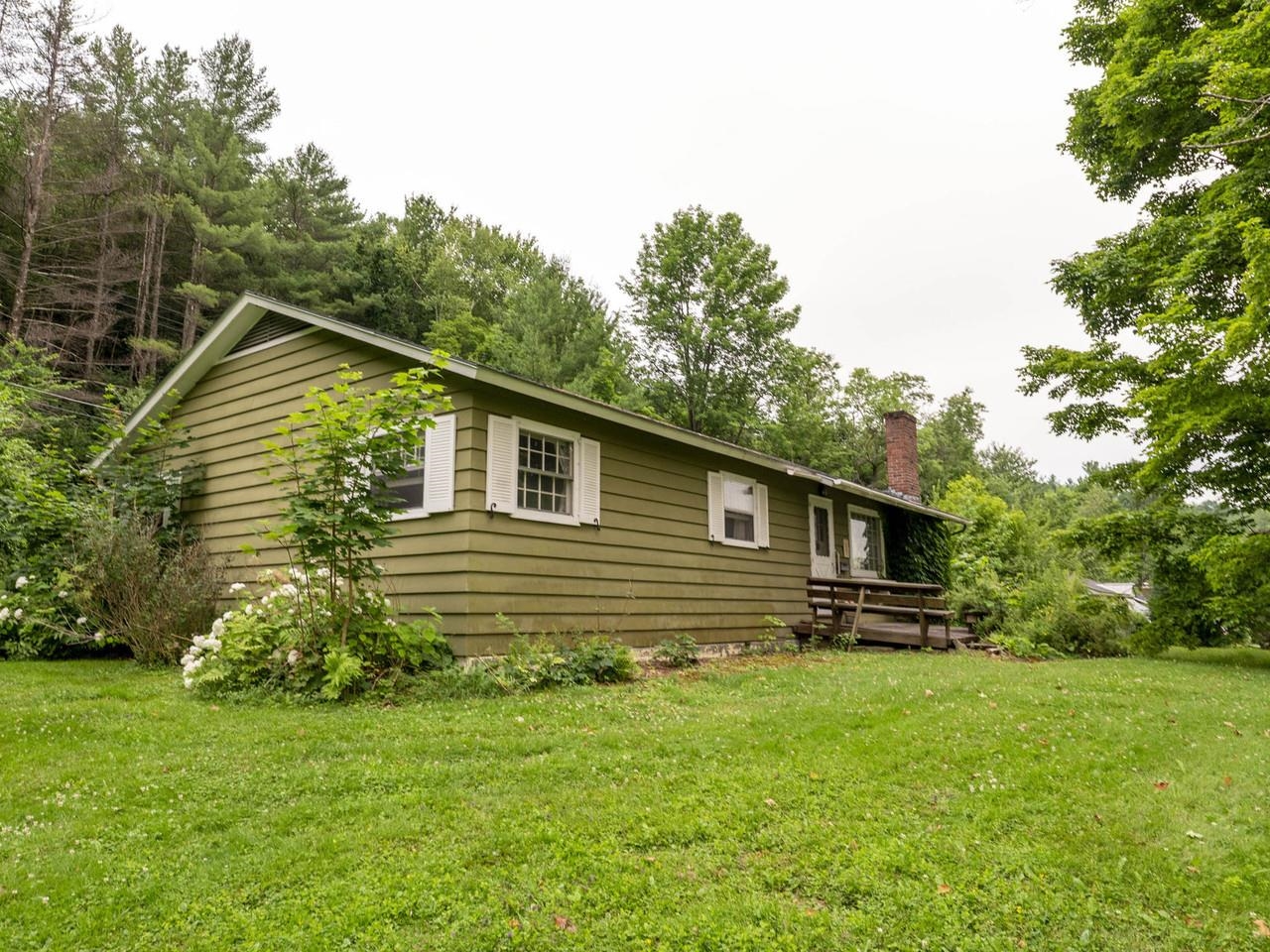 5 Longmeadow Drive Property Photo 1
