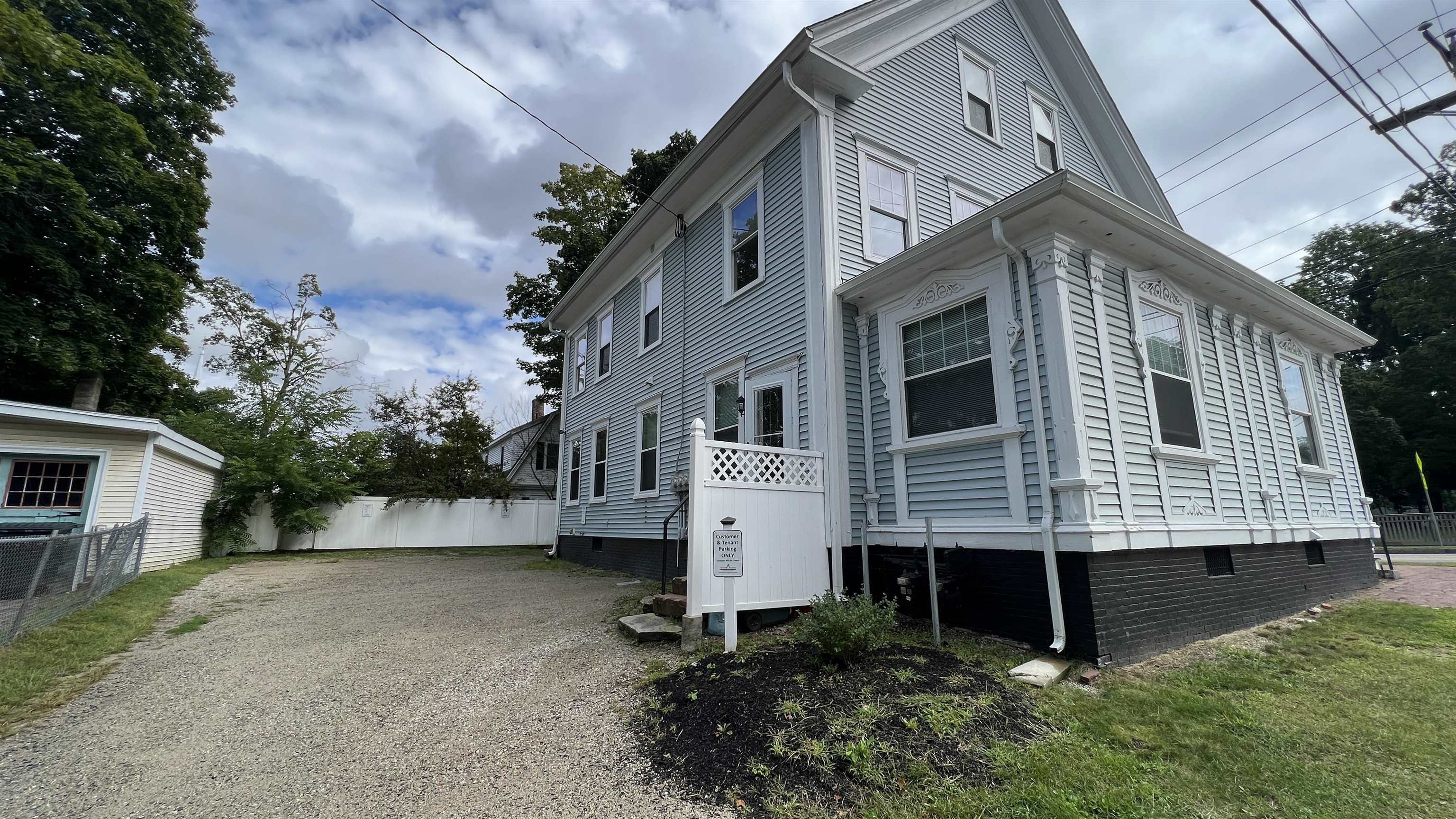 29-31 Silver Street Property Photo 2