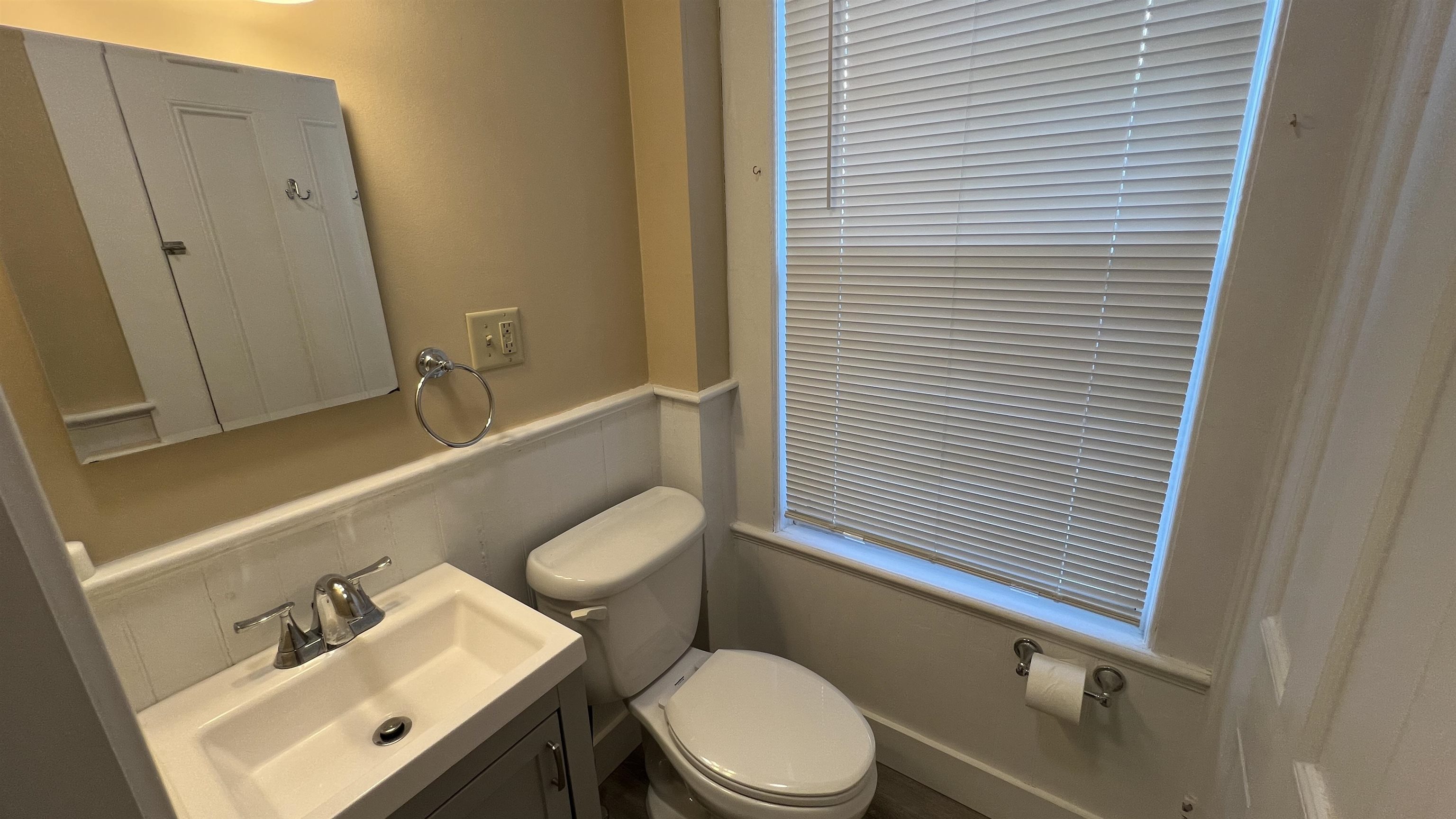 29-31 Silver Street Property Photo 8