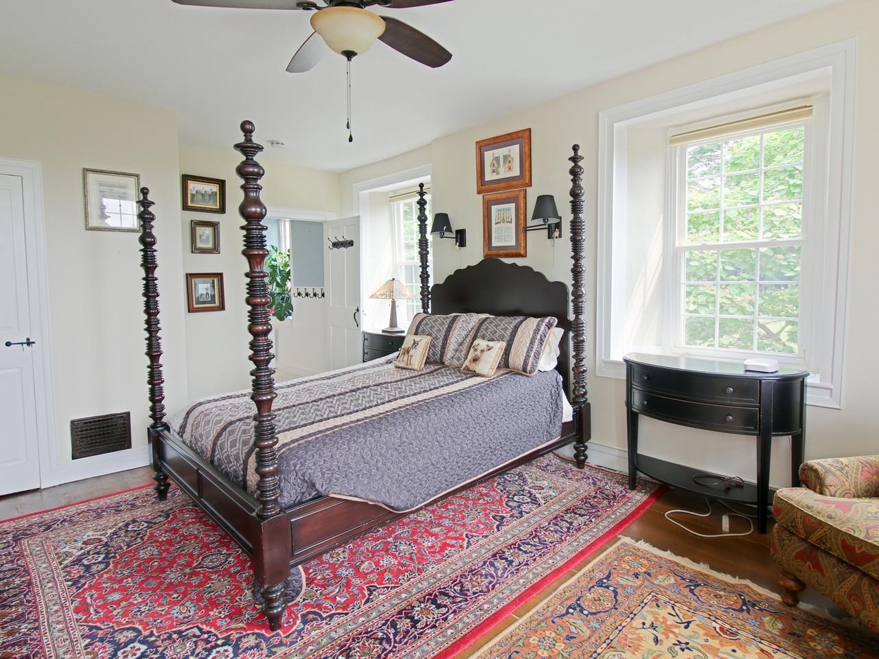 383 St. Albans Road Property Photo 16