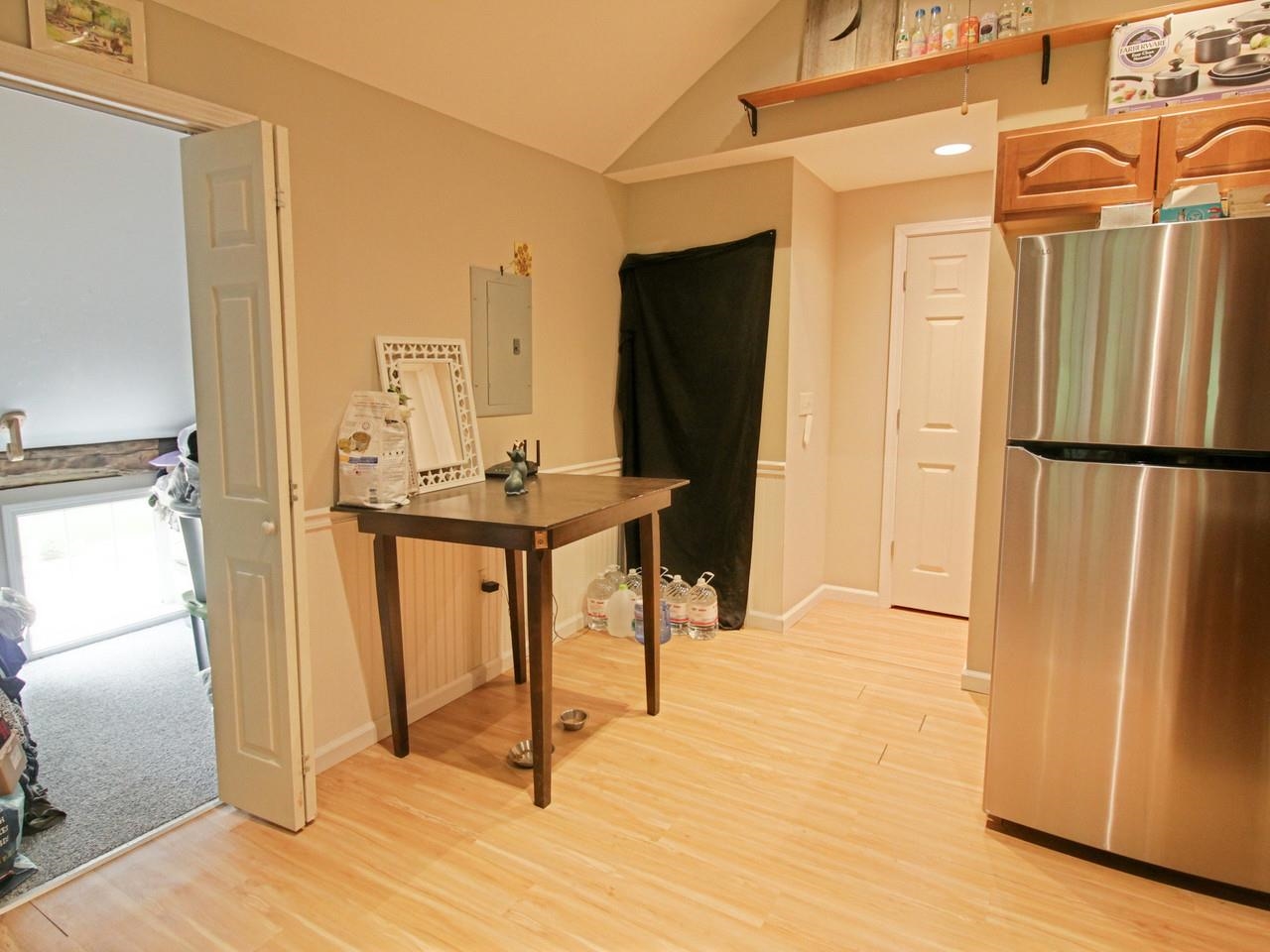 383 St. Albans Road Property Photo 26