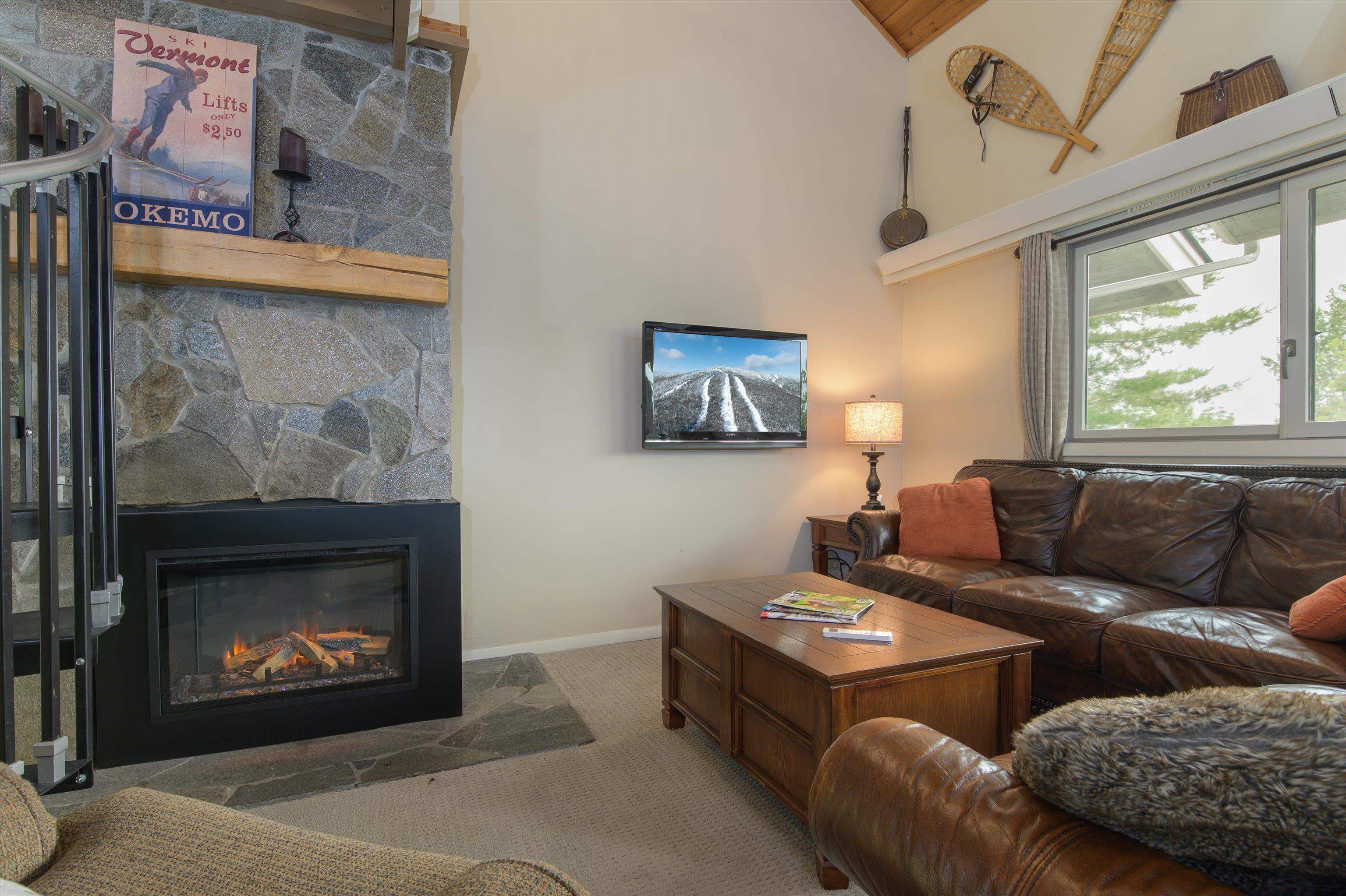 61 Rimrock Road Property Photo 4