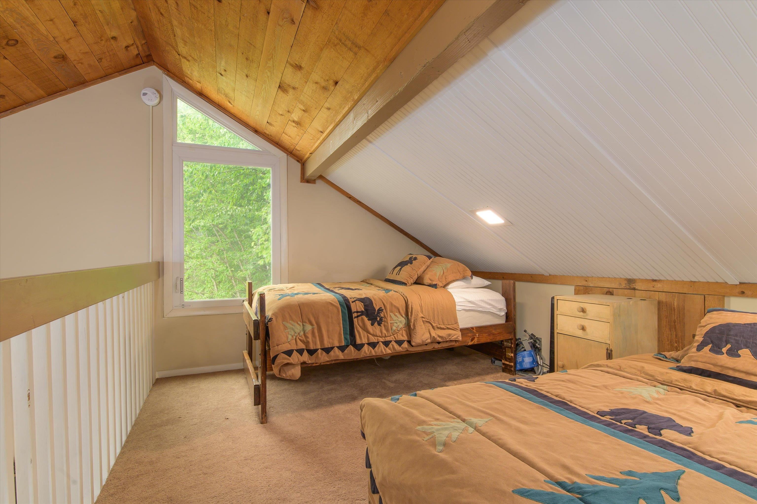 61 Rimrock Road Property Photo 15