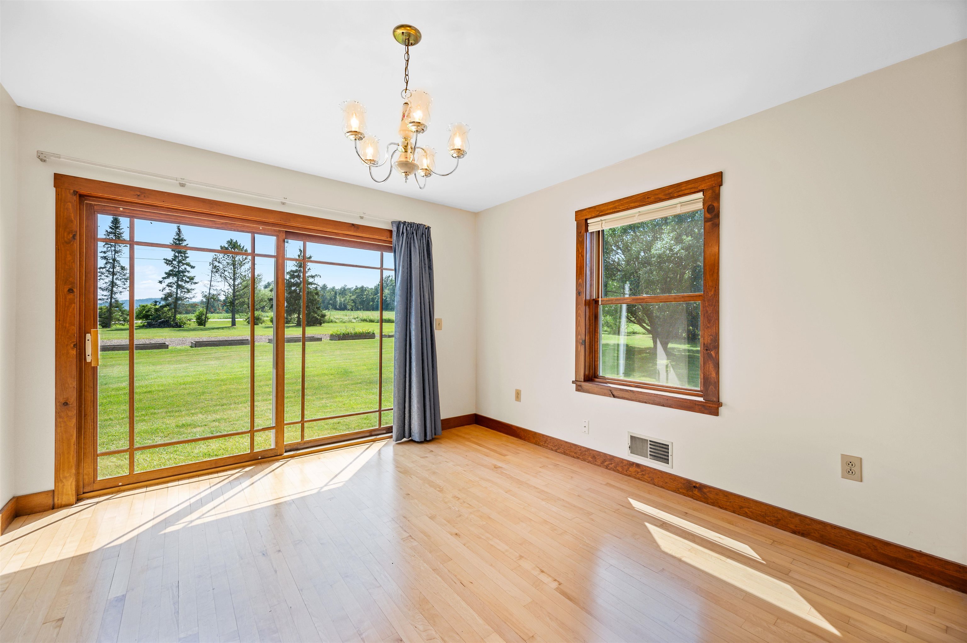 1000 Plank Road Property Photo 15