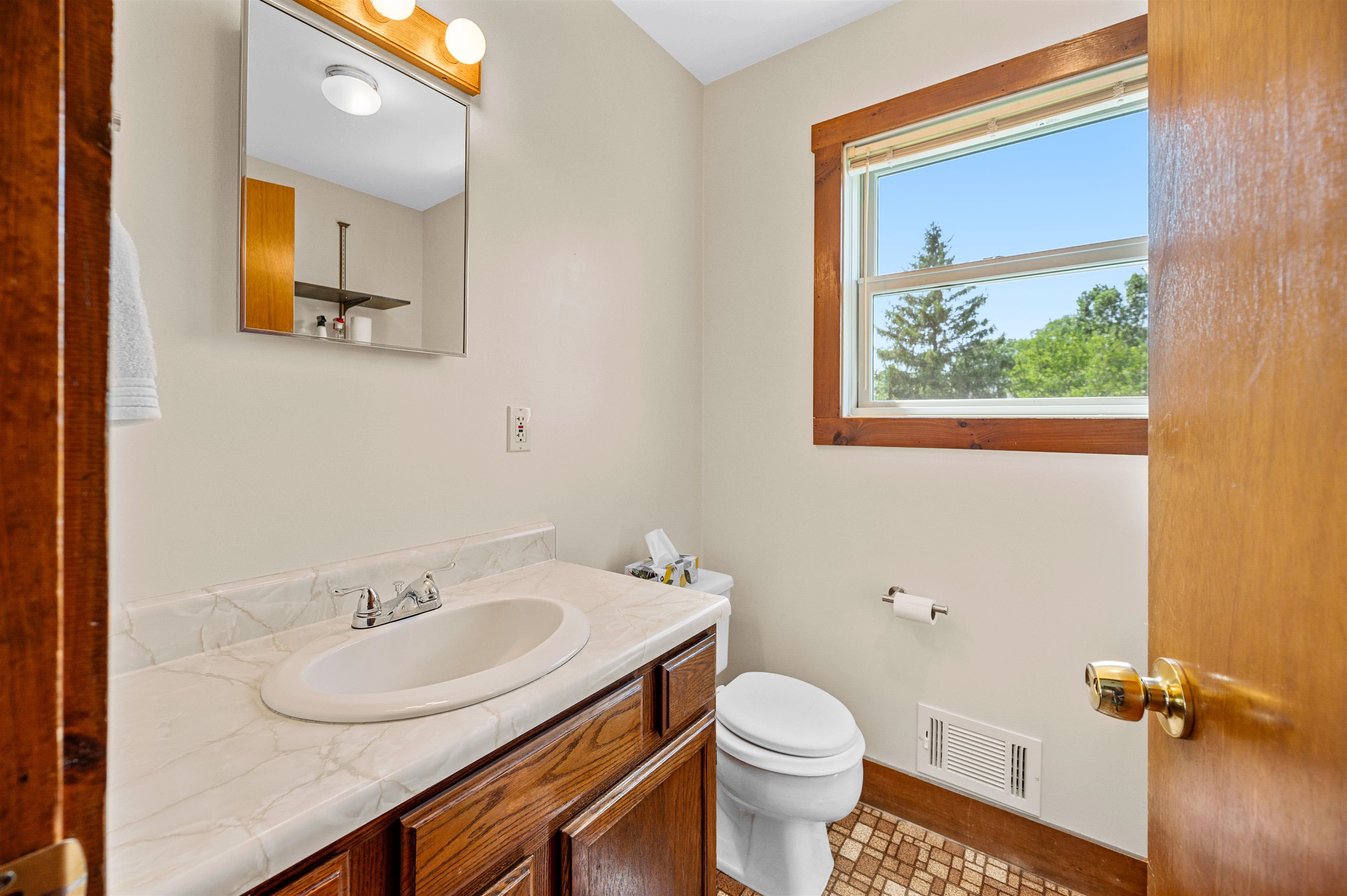 1000 Plank Road Property Photo 22
