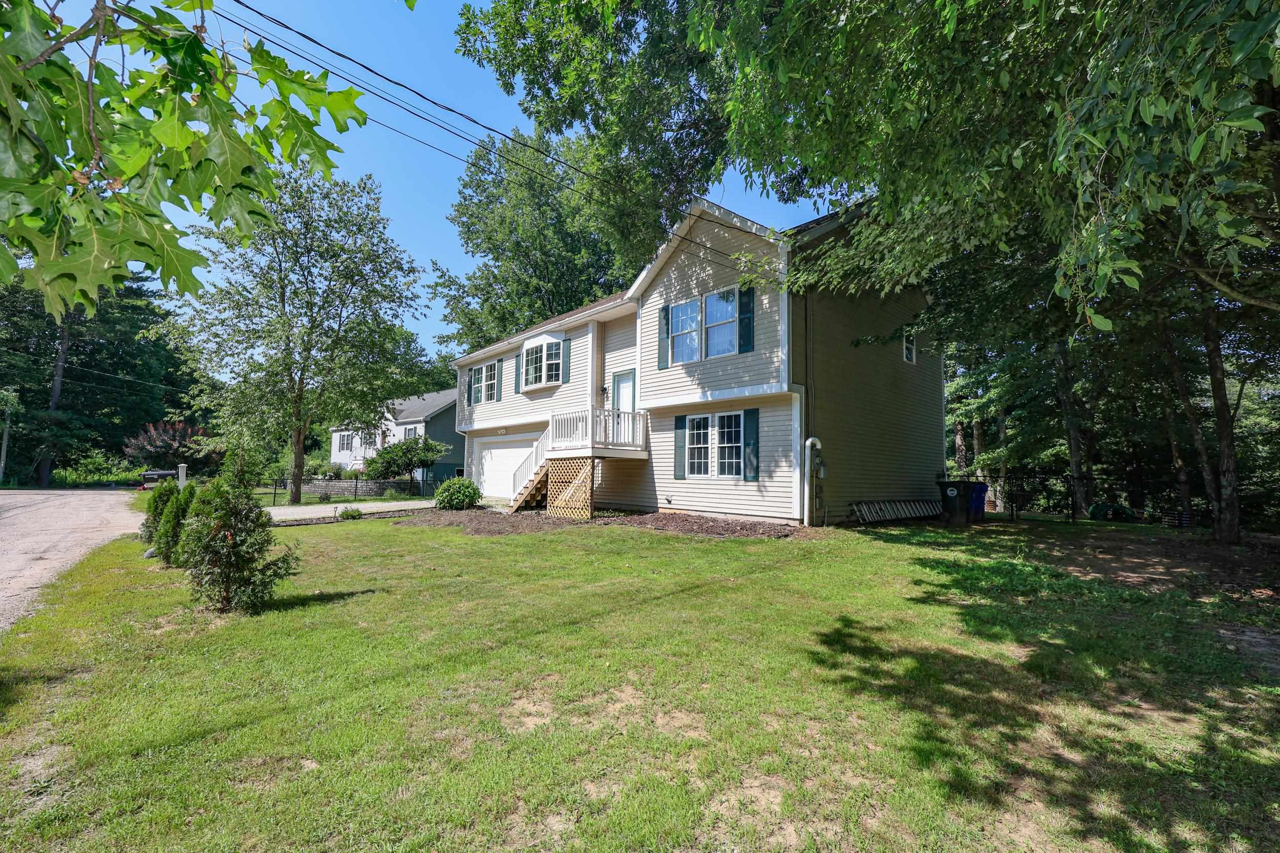 8 Riverside Drive Property Photo 3