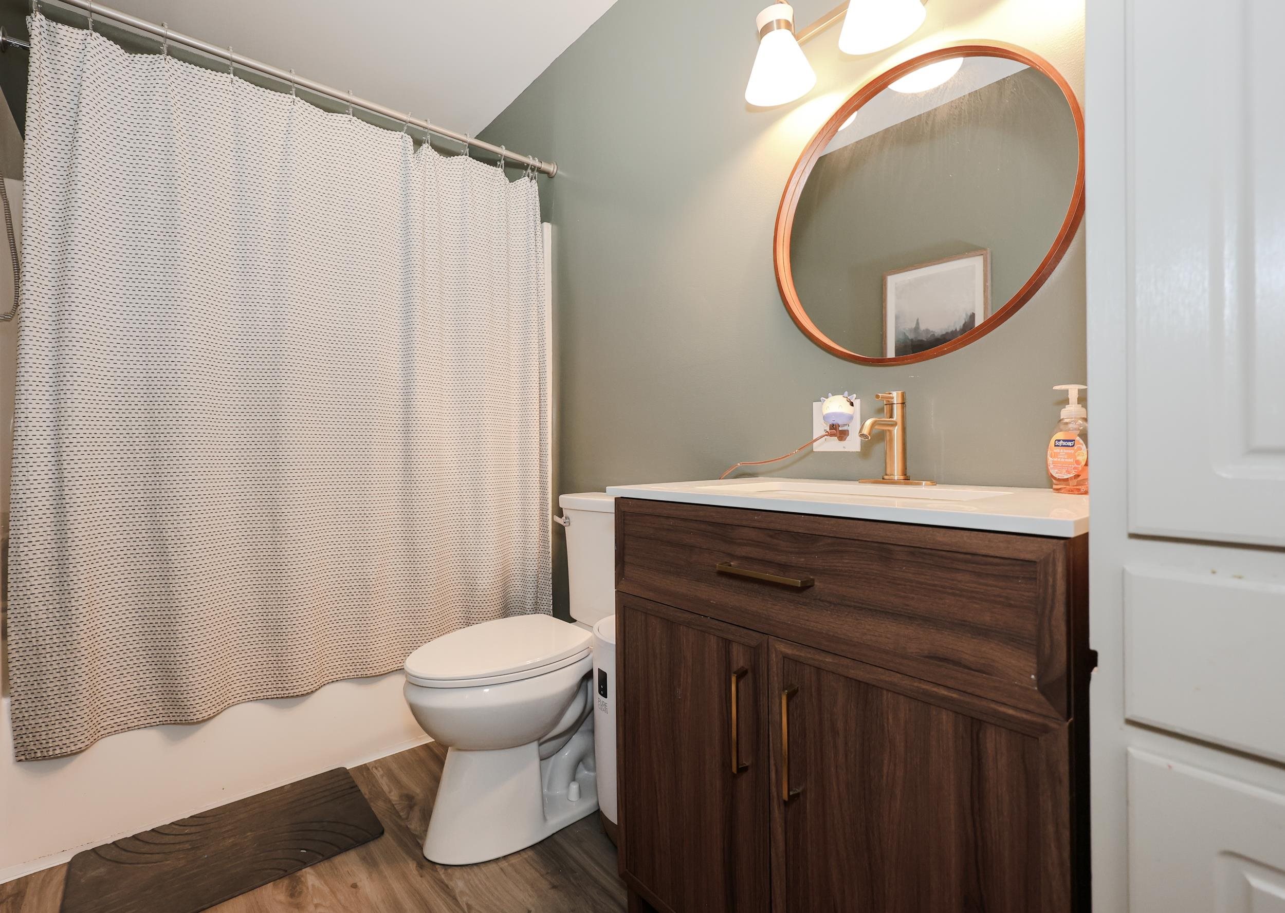 8 Riverside Drive Property Photo 17