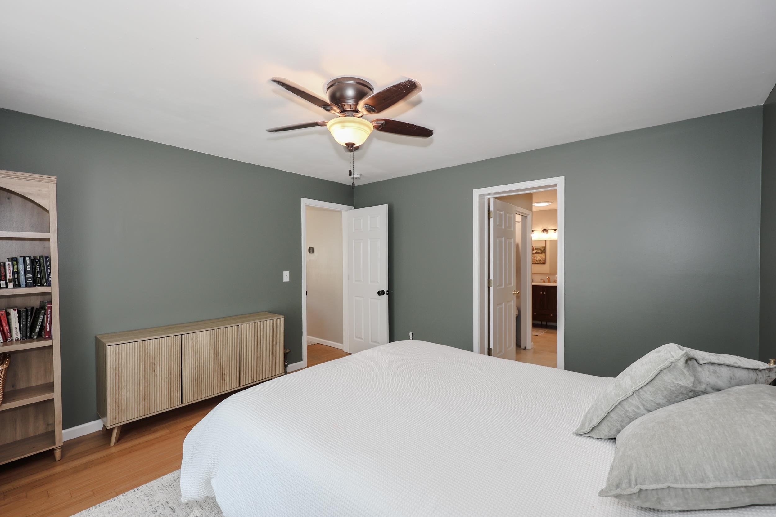 8 Riverside Drive Property Photo 19