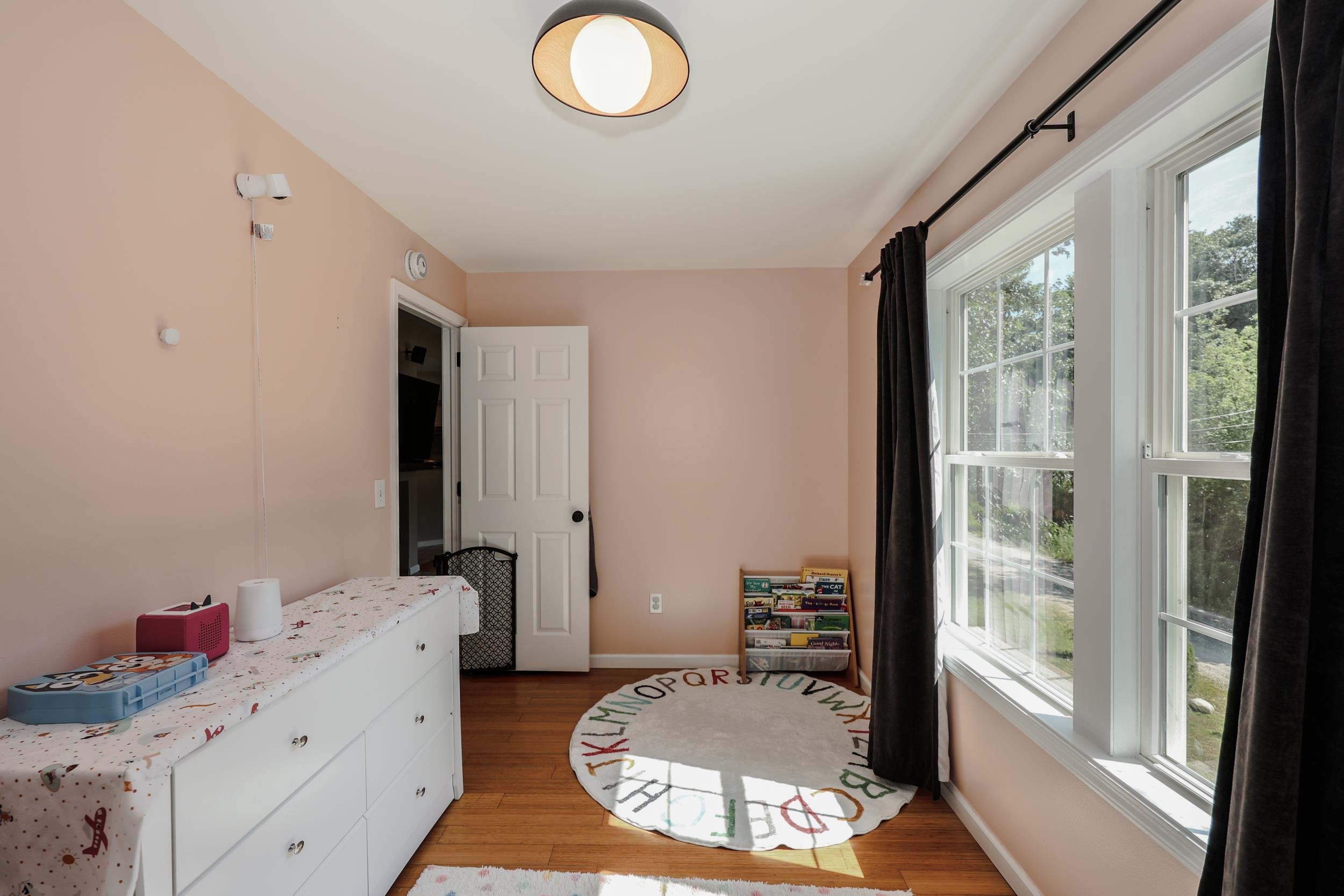 8 Riverside Drive Property Photo 32