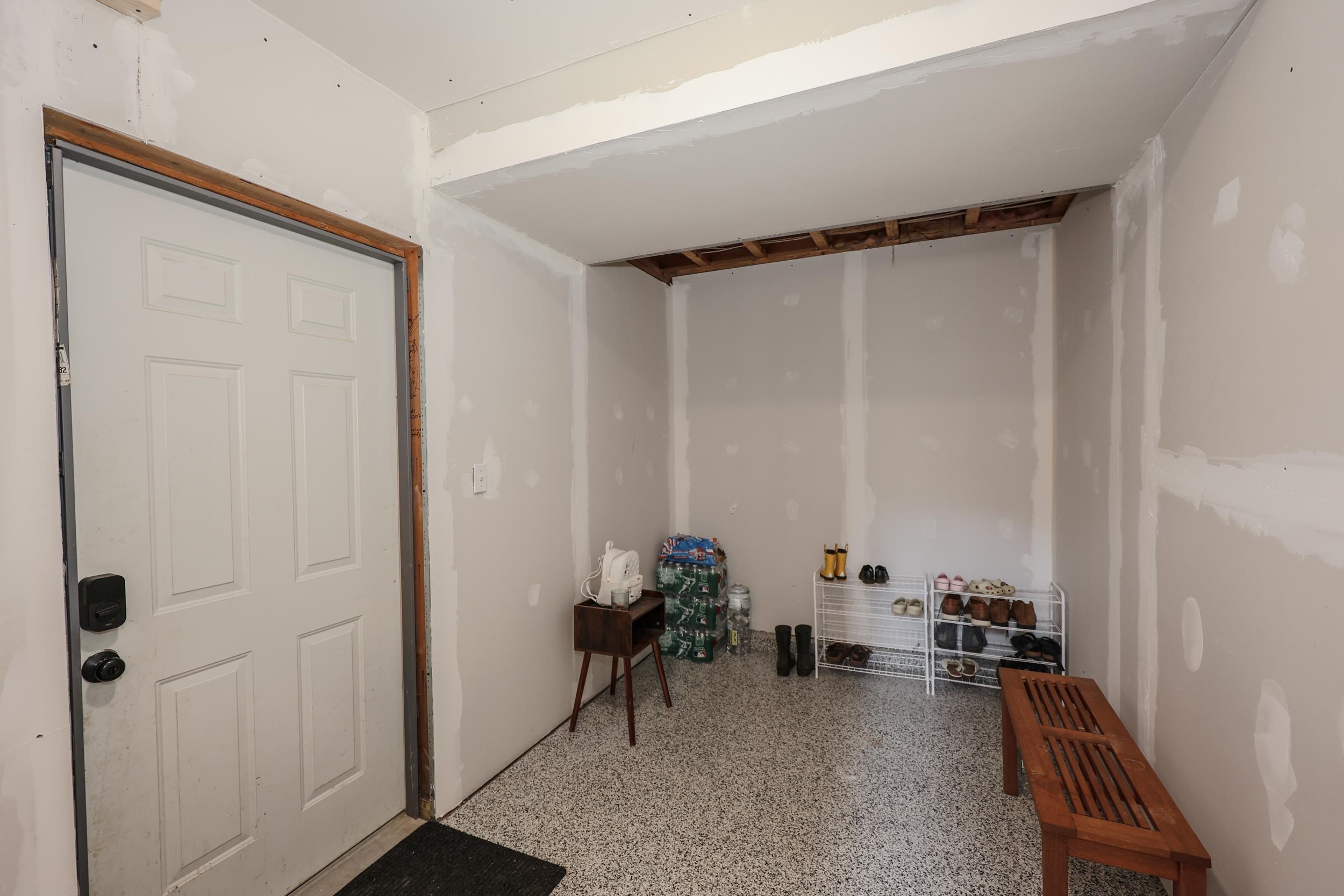 8 Riverside Drive Property Photo 36