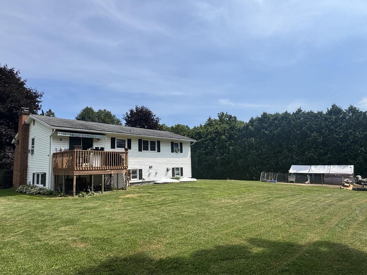 410 Hullcrest Road Property Photo 2