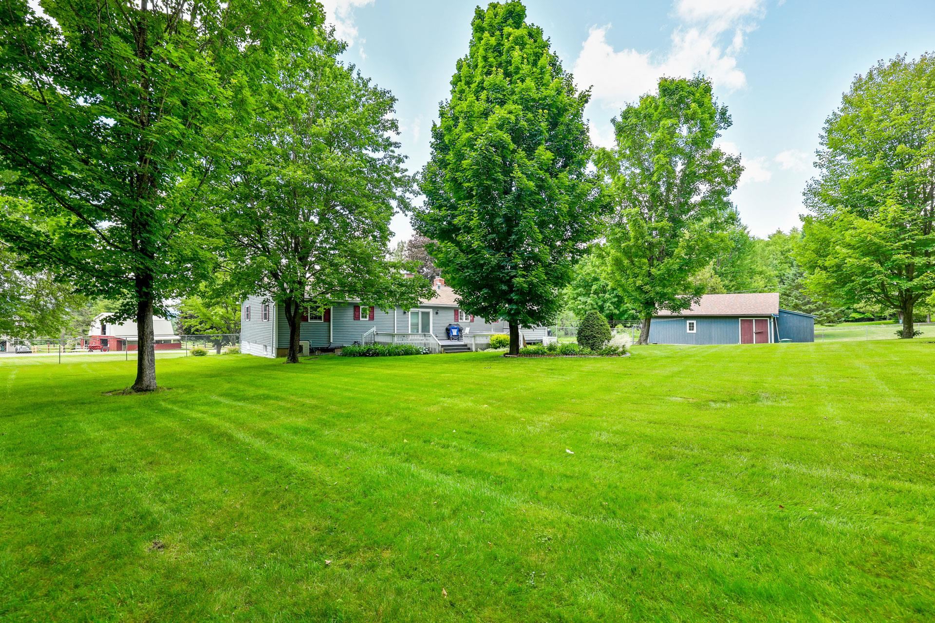 1457 Ridge Hill Drive Property Photo 4