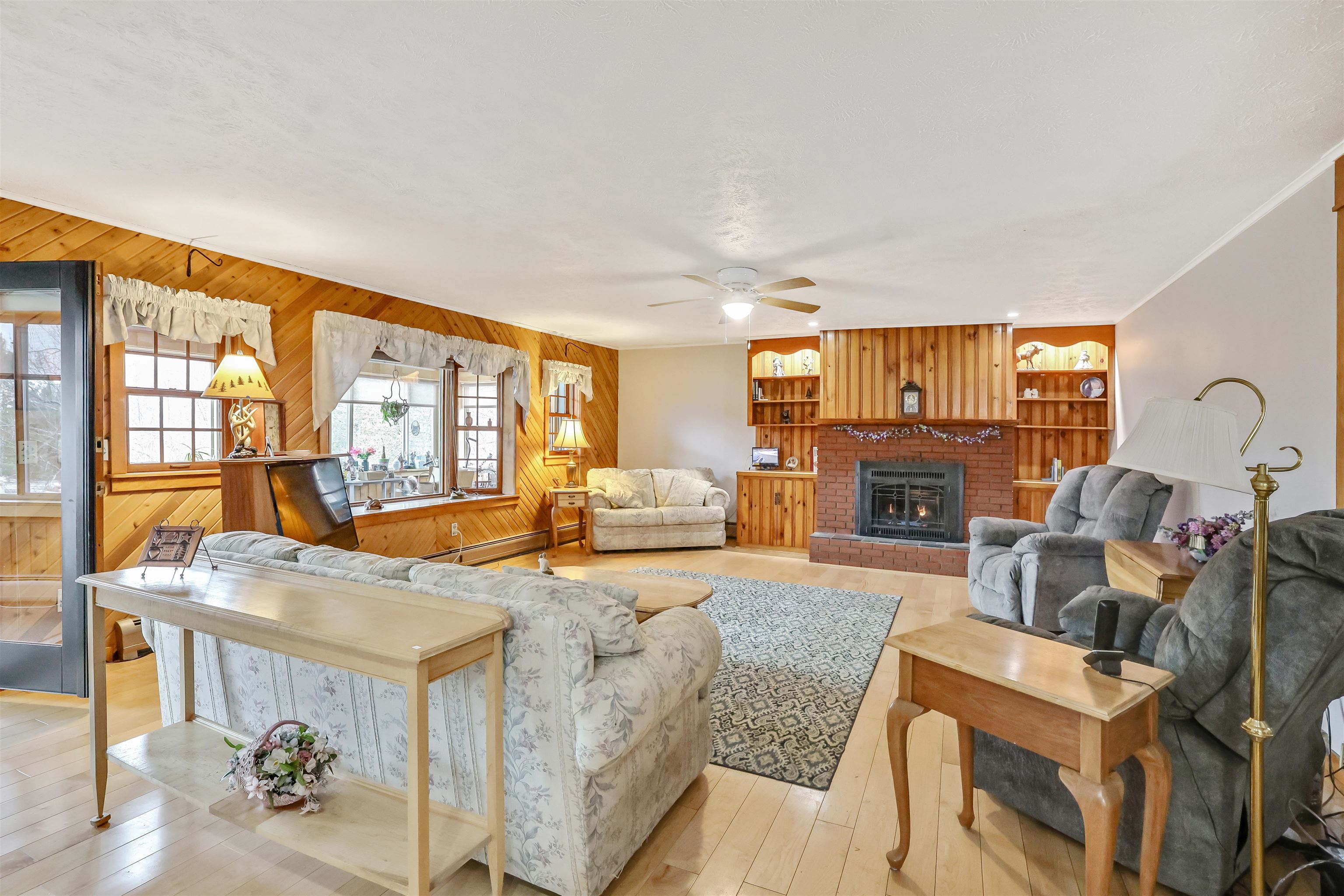1457 Ridge Hill Drive Property Photo 10