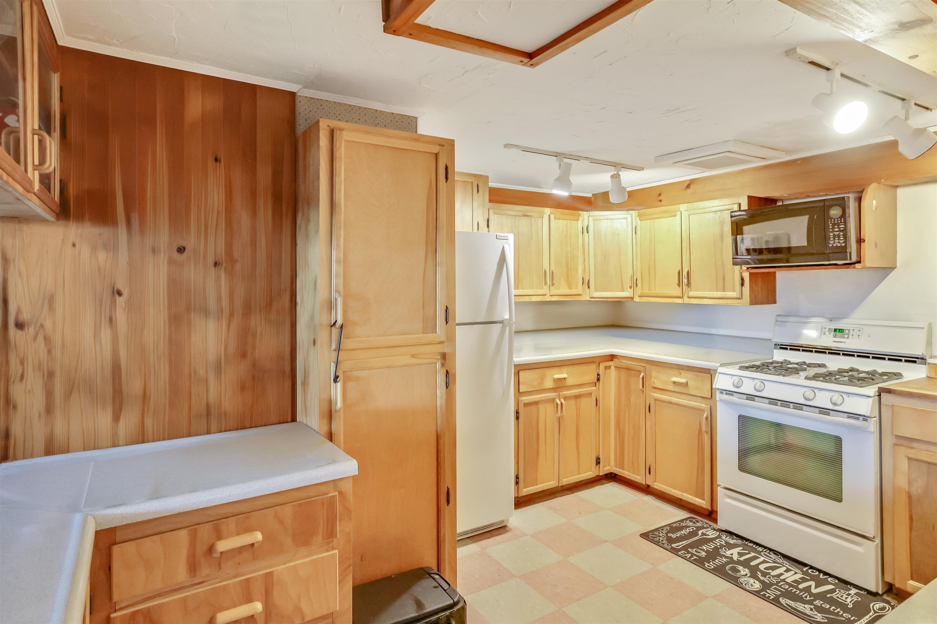 1457 Ridge Hill Drive Property Photo 37