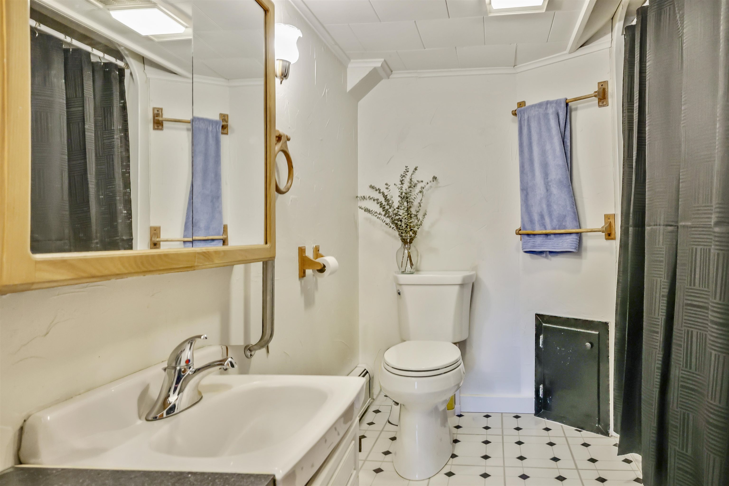 1457 Ridge Hill Drive Property Photo 44