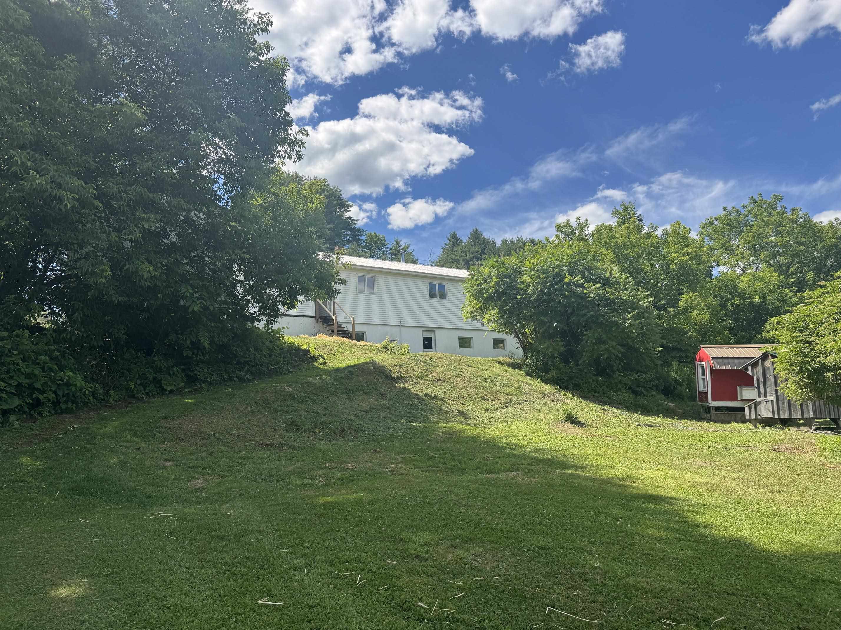 663 Elm Street Property Photo 10